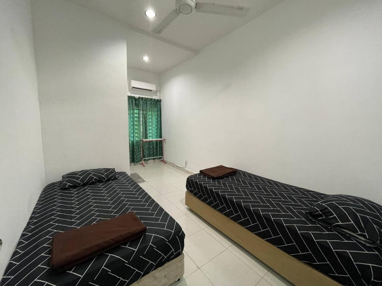 Ritz Homestay UNIT A at Gong Badak, Kuala Terengganu photo 7