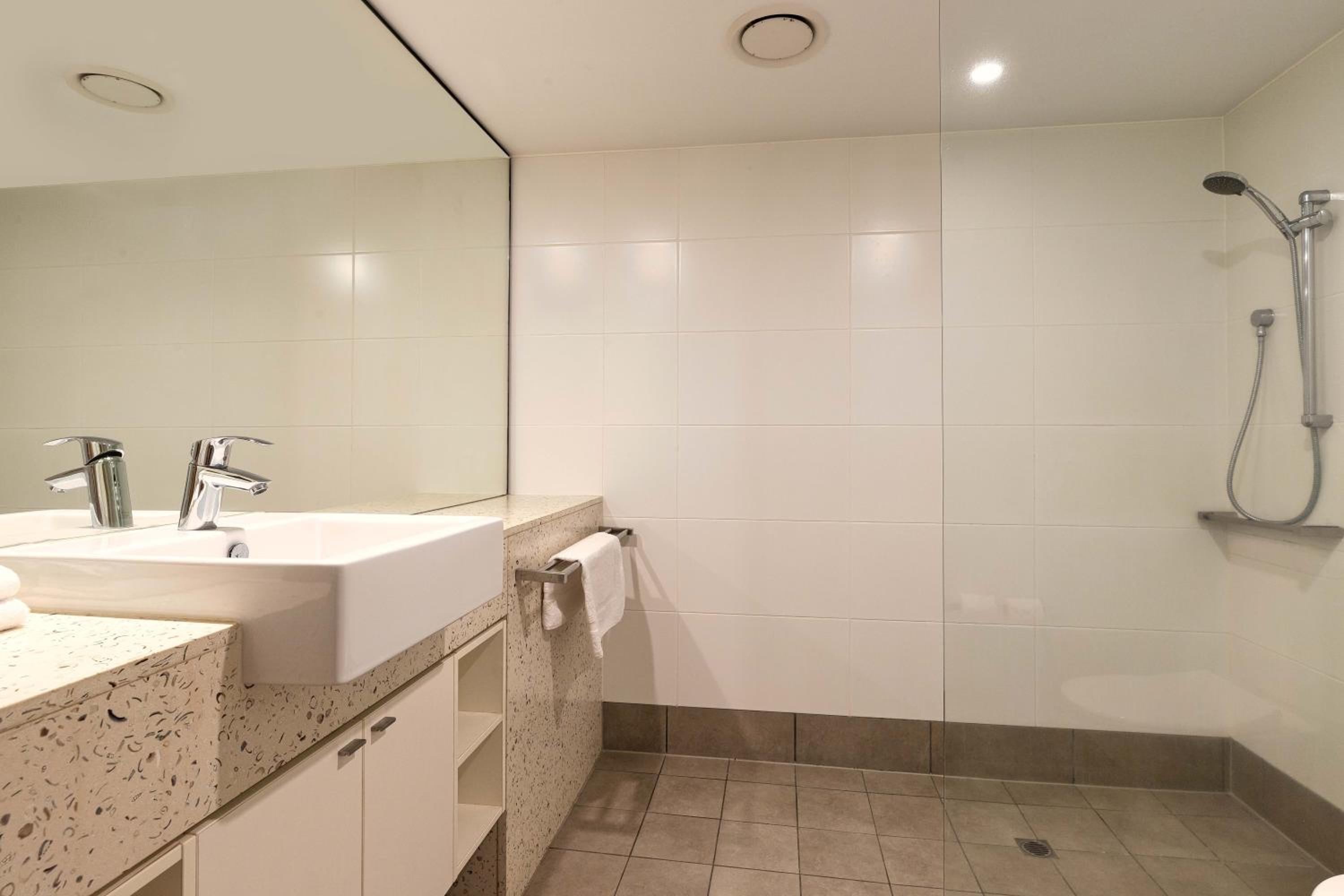 Beach Club Port Douglas 3 Bedroom Penthouse