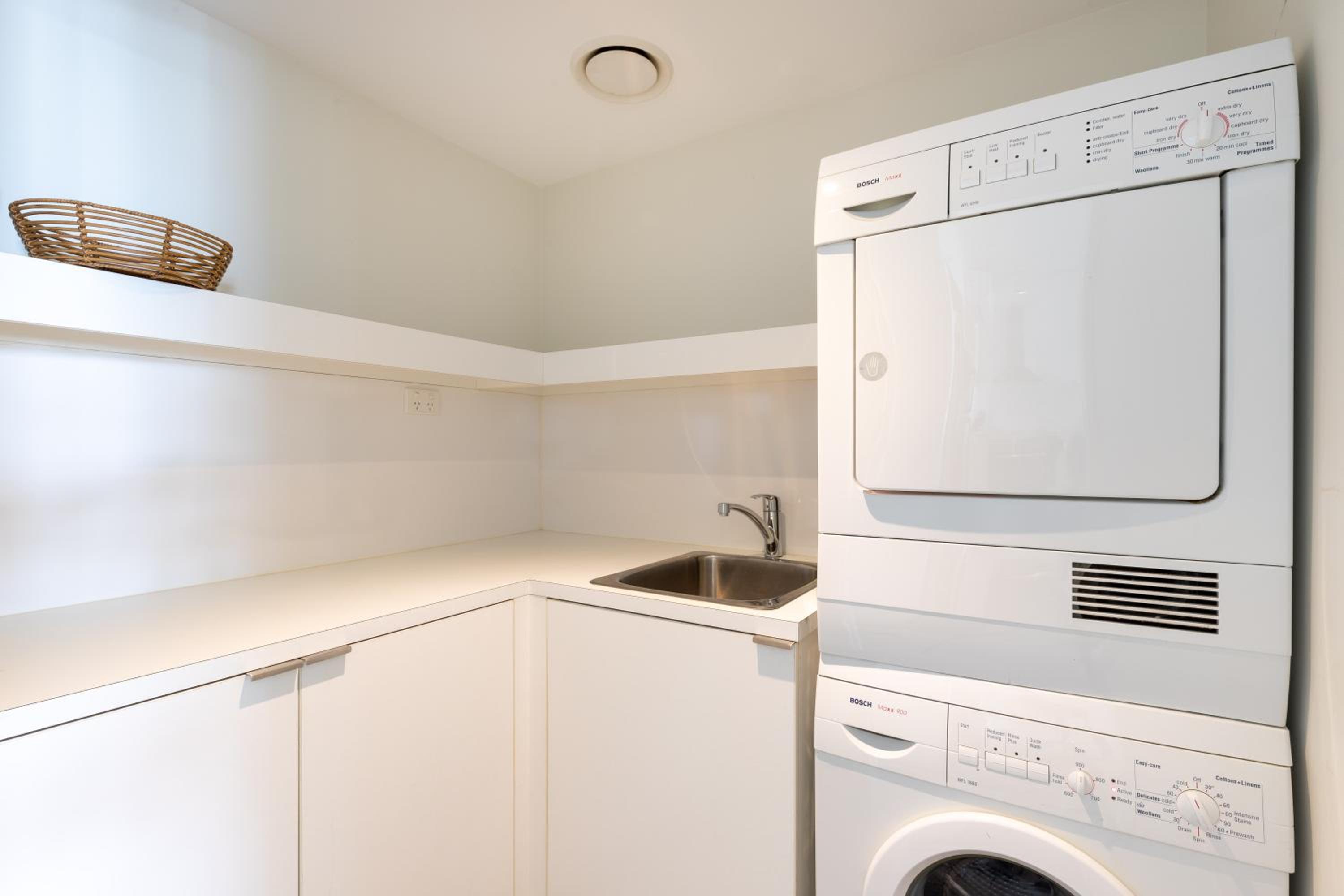 Beach Club Port Douglas 3 Bedroom Penthouse