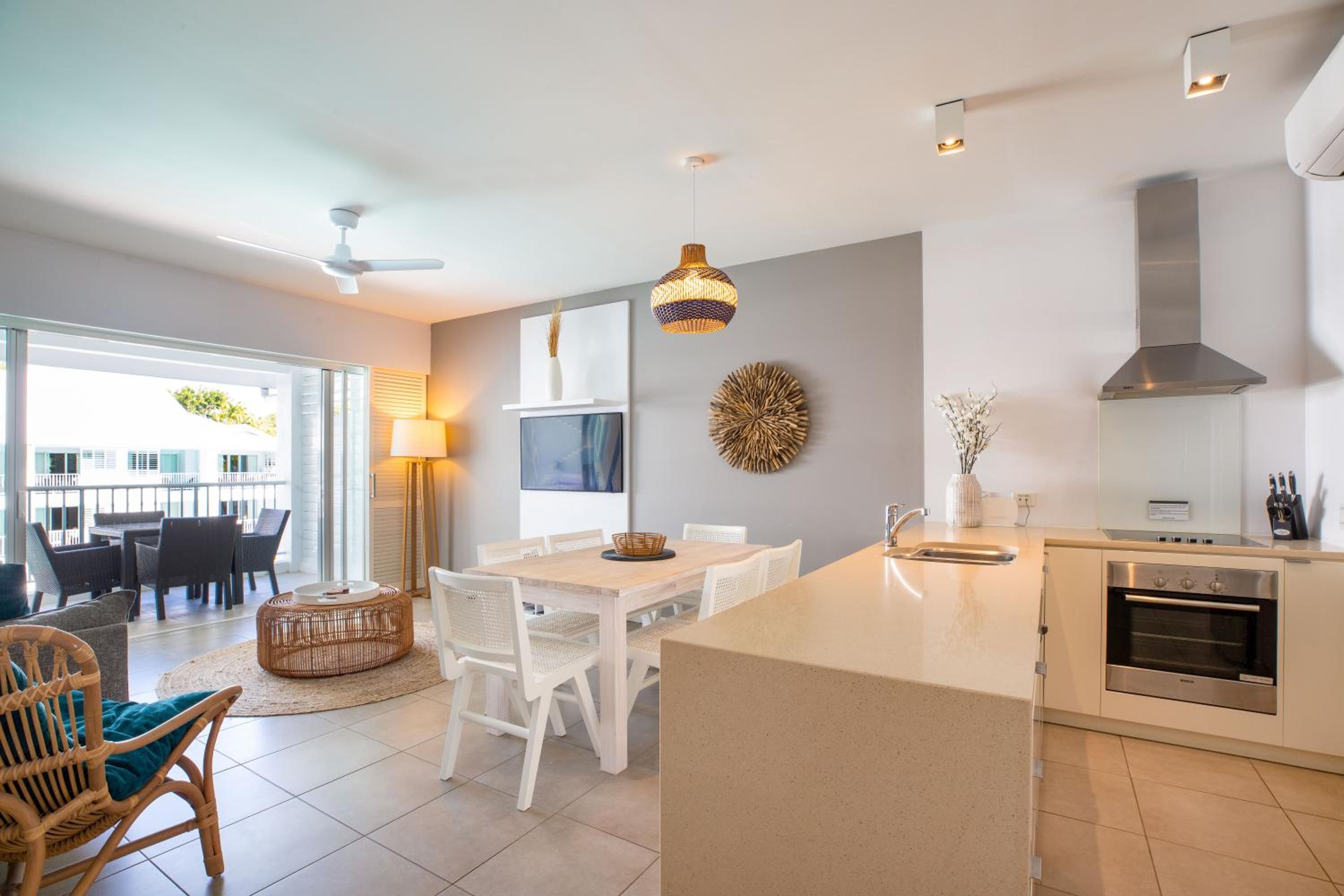 Beach Club Port Douglas 3 Bedroom Penthouse