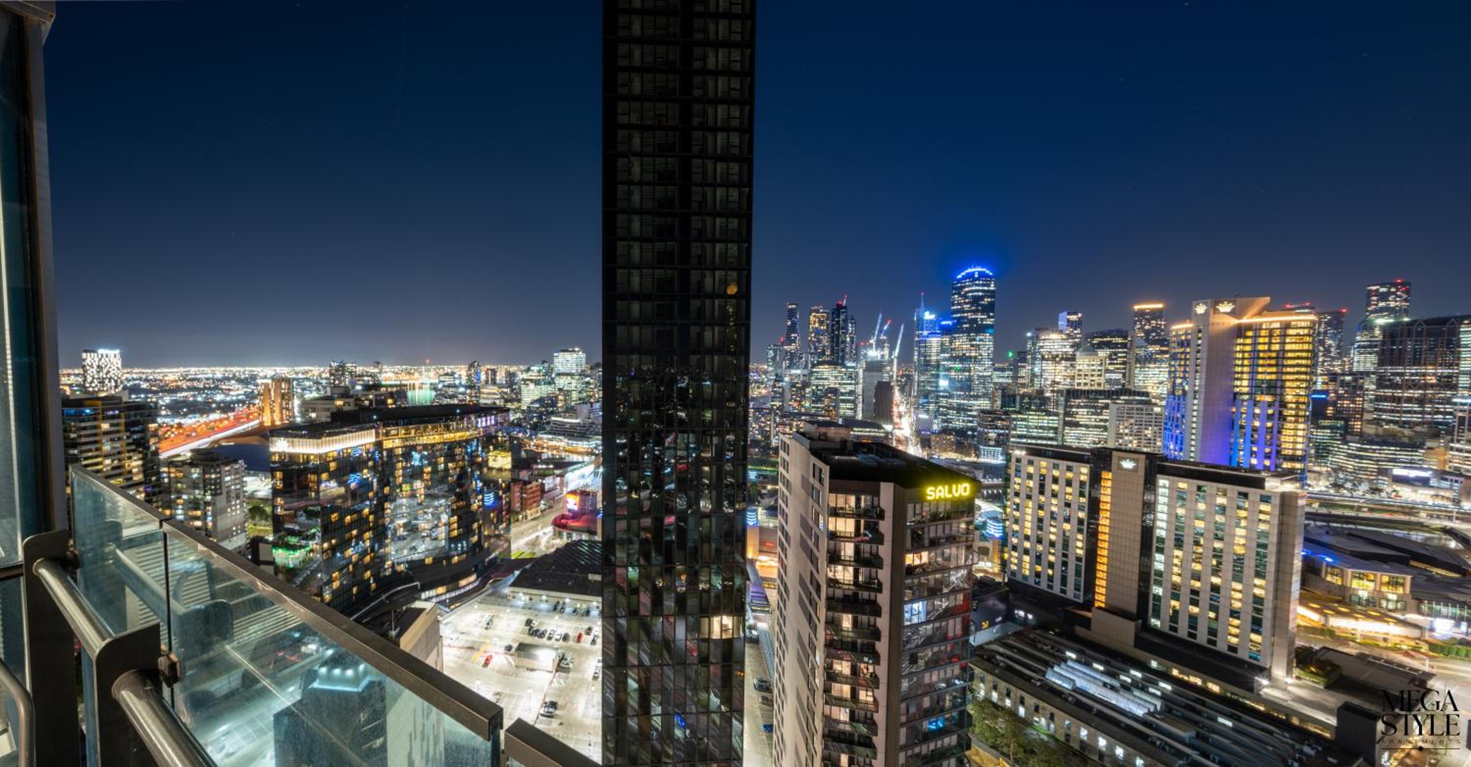 Mega Style Apartments Mainpoint