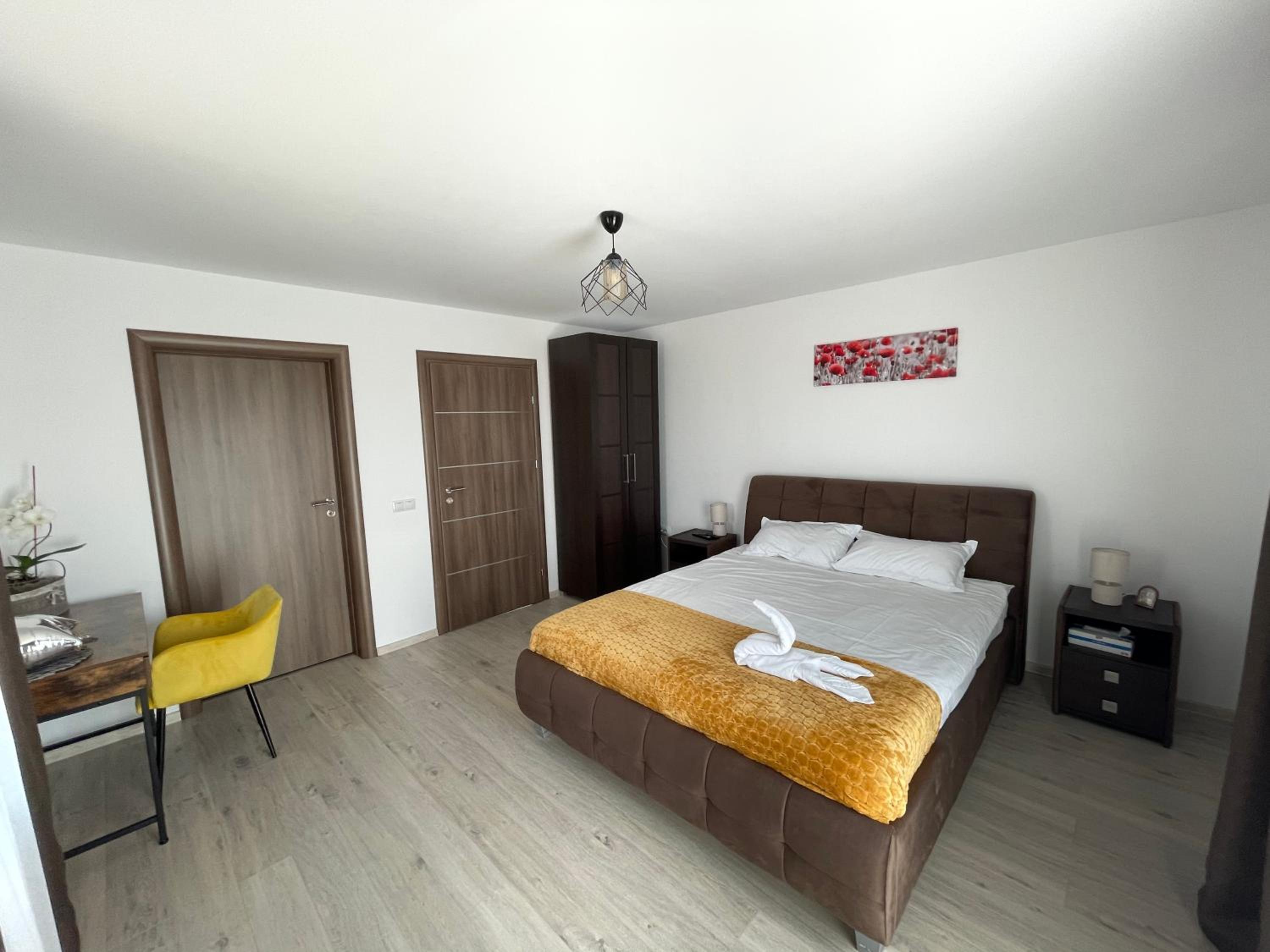 Photo 36