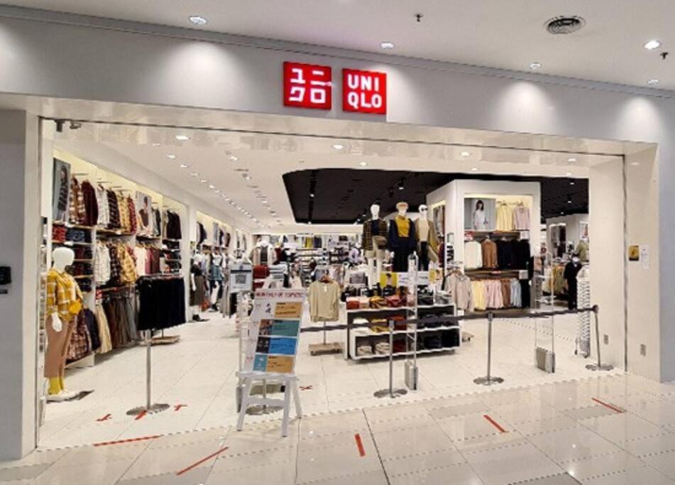 A2603 THE PLATINO NETFLIX PARADIGM MALL By STAY