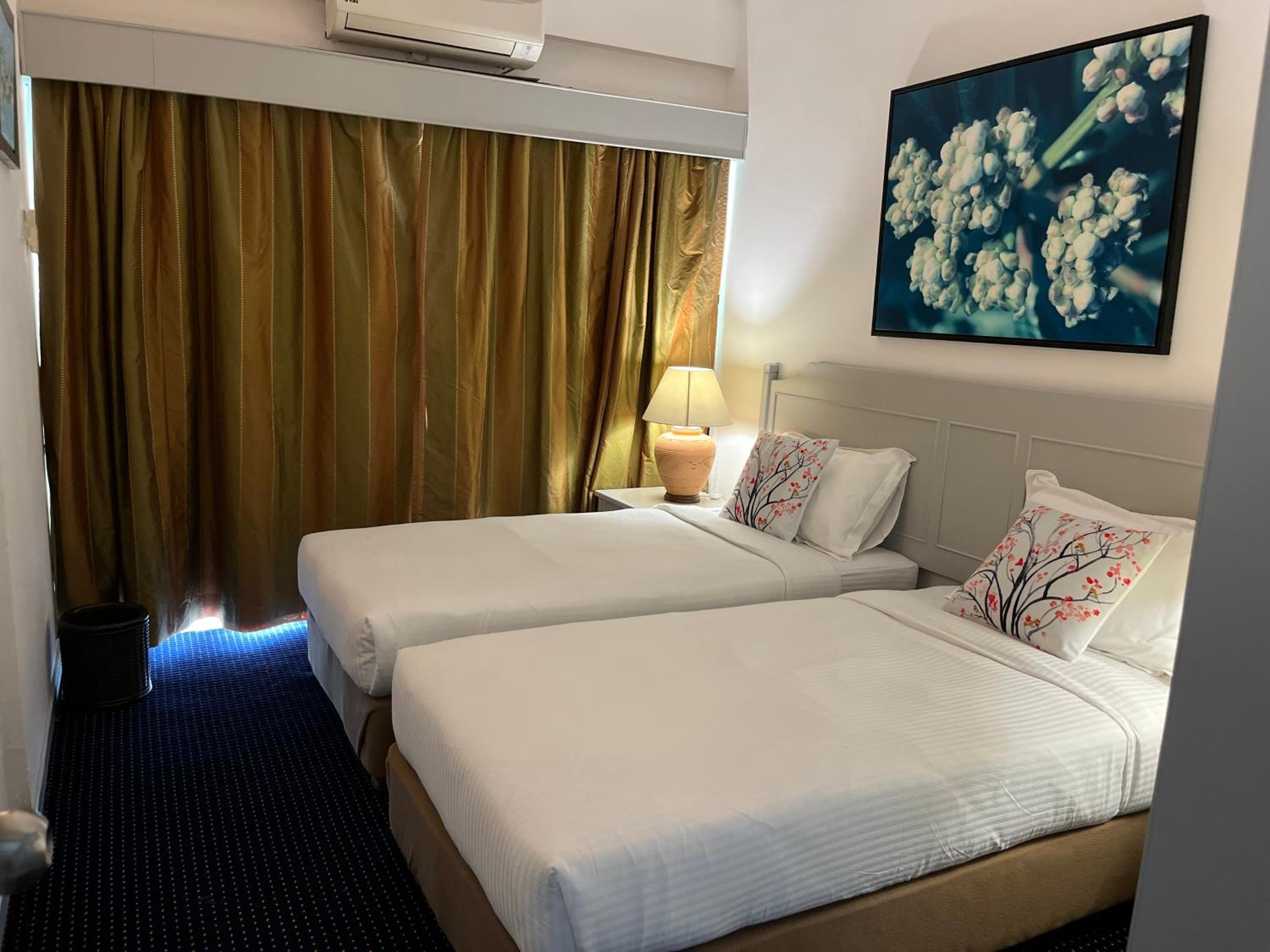 Paradise by the Sea in Penang by Veron at Rainbow Paradise, photo 9