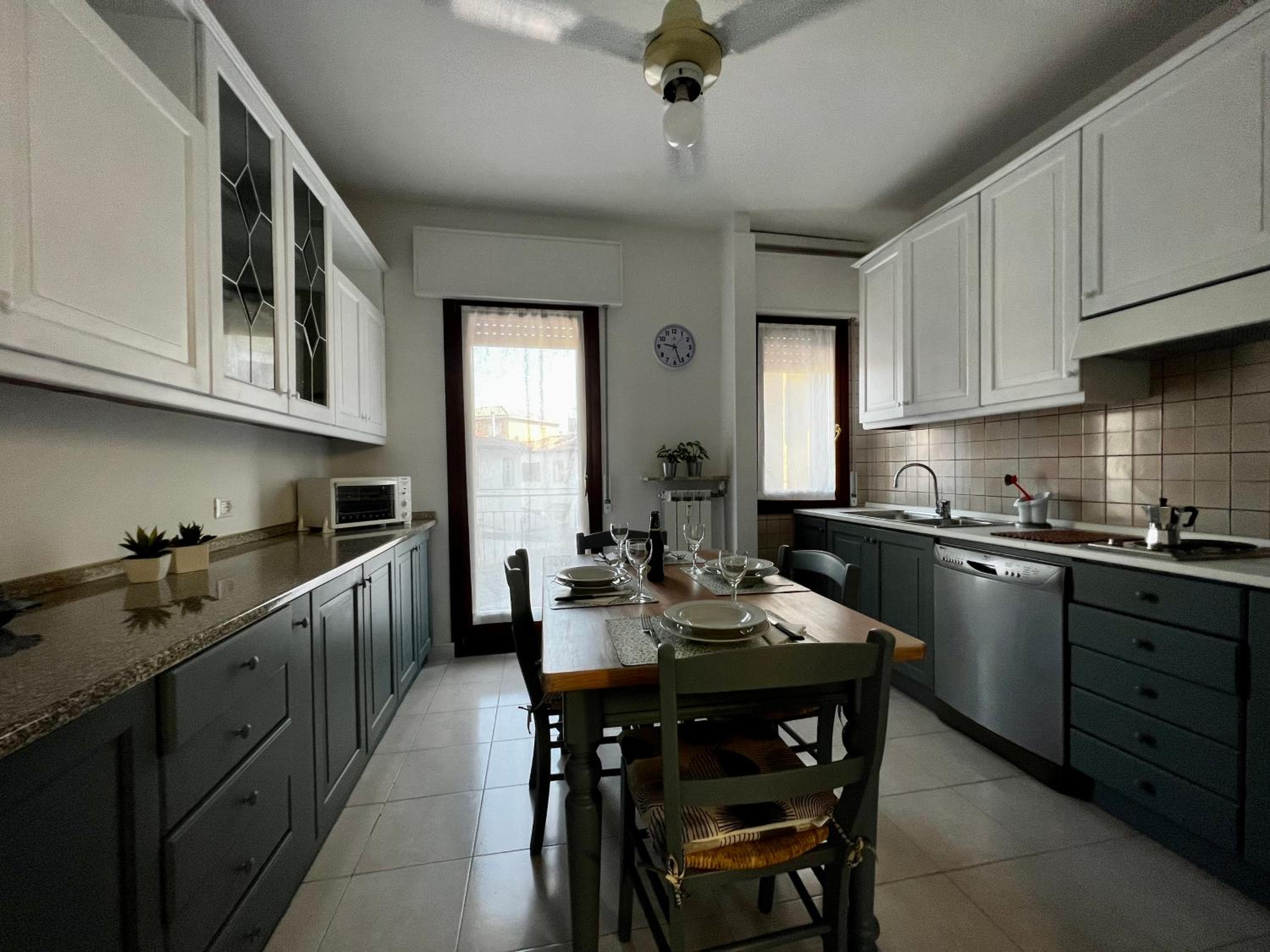 Interno1 en Mestre — kitchen