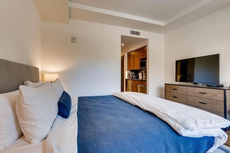 Vail Lion Studio Mountain Vacation Rental Just Steps From The Eagle Bahn Gondola view 2