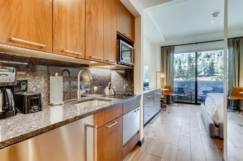 Vail Lion Studio Mountain Vacation Rental Just Steps From The Eagle Bahn Gondola view 4