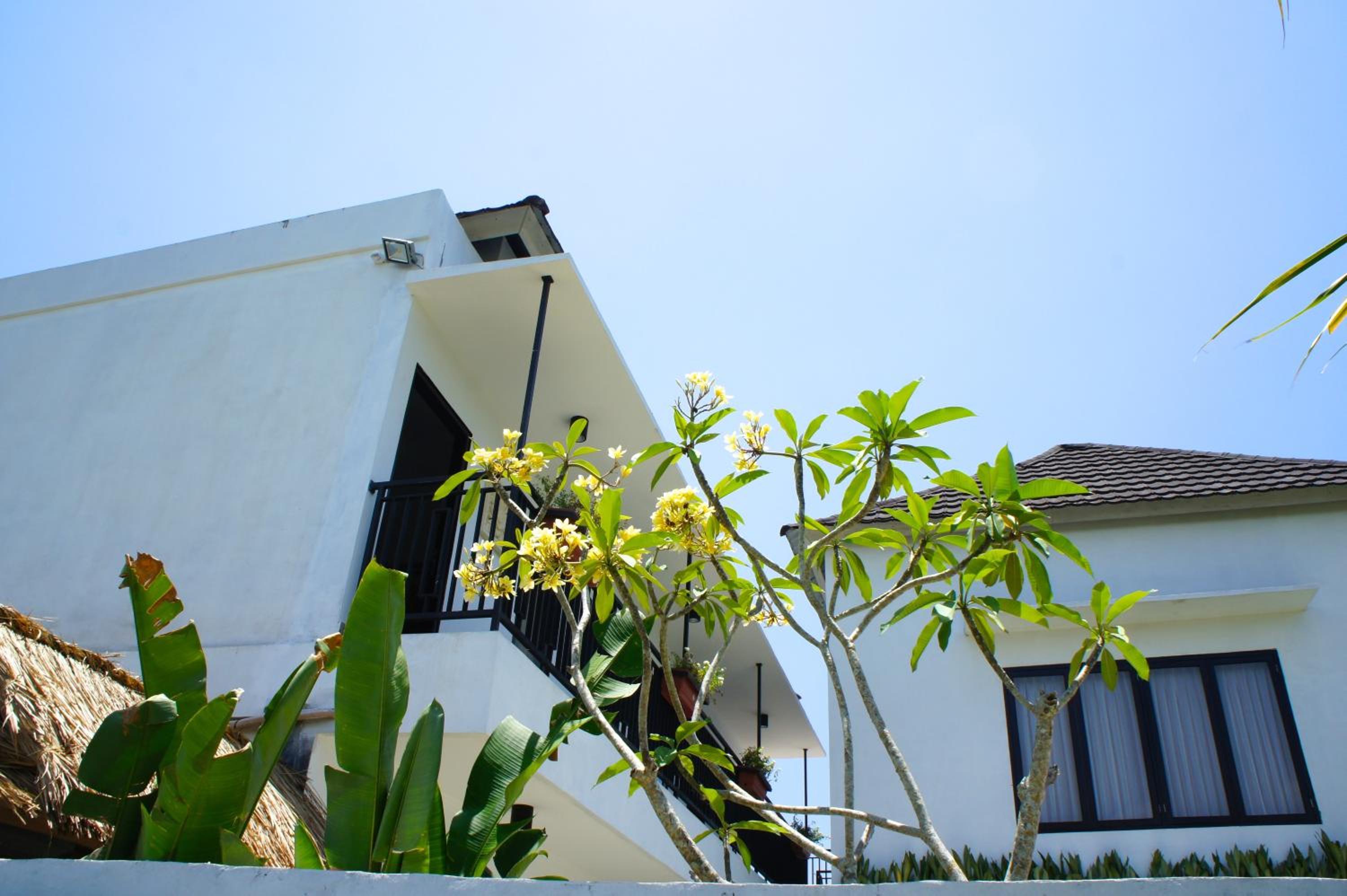 Hotel Canggu - Pererenan Guesthouse " aBaliHouse " - Image 1