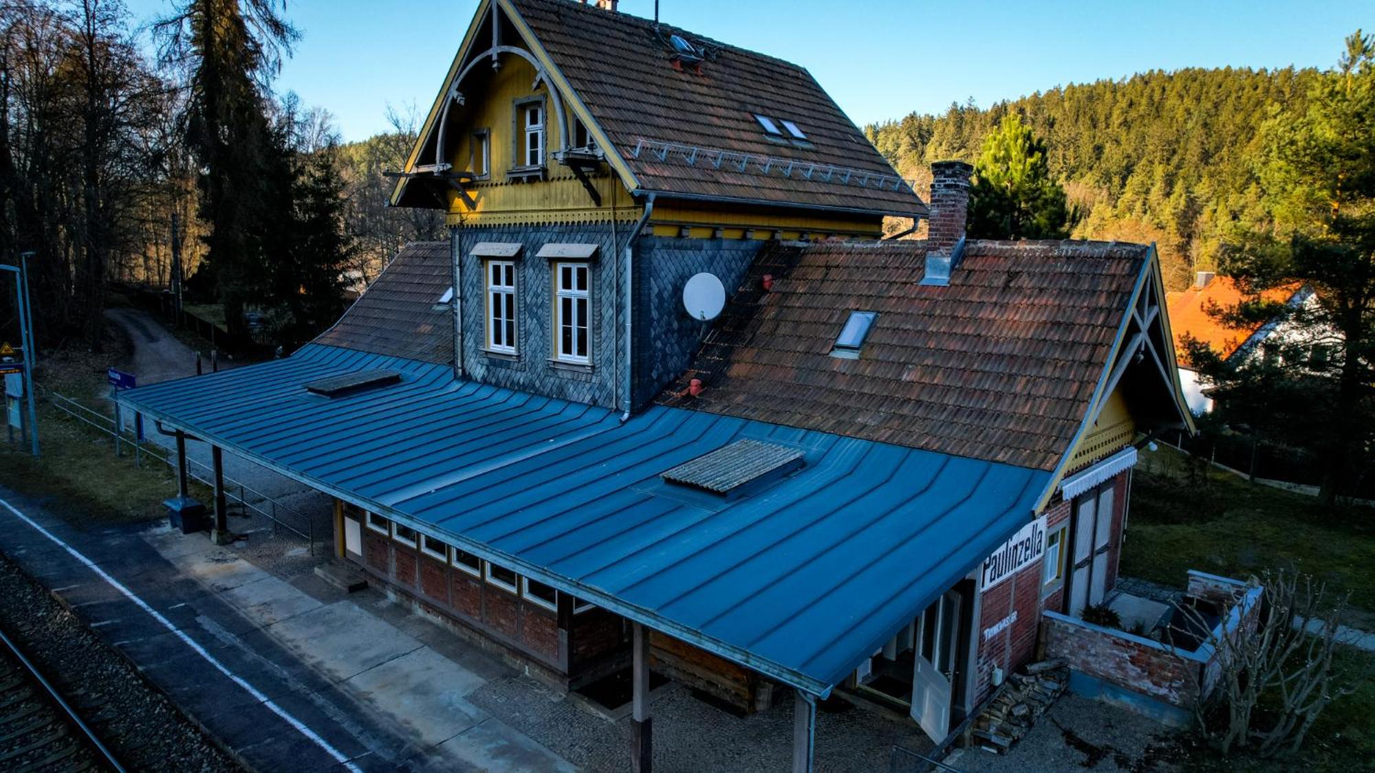 Bahnhof Paulinzella mit Sauna