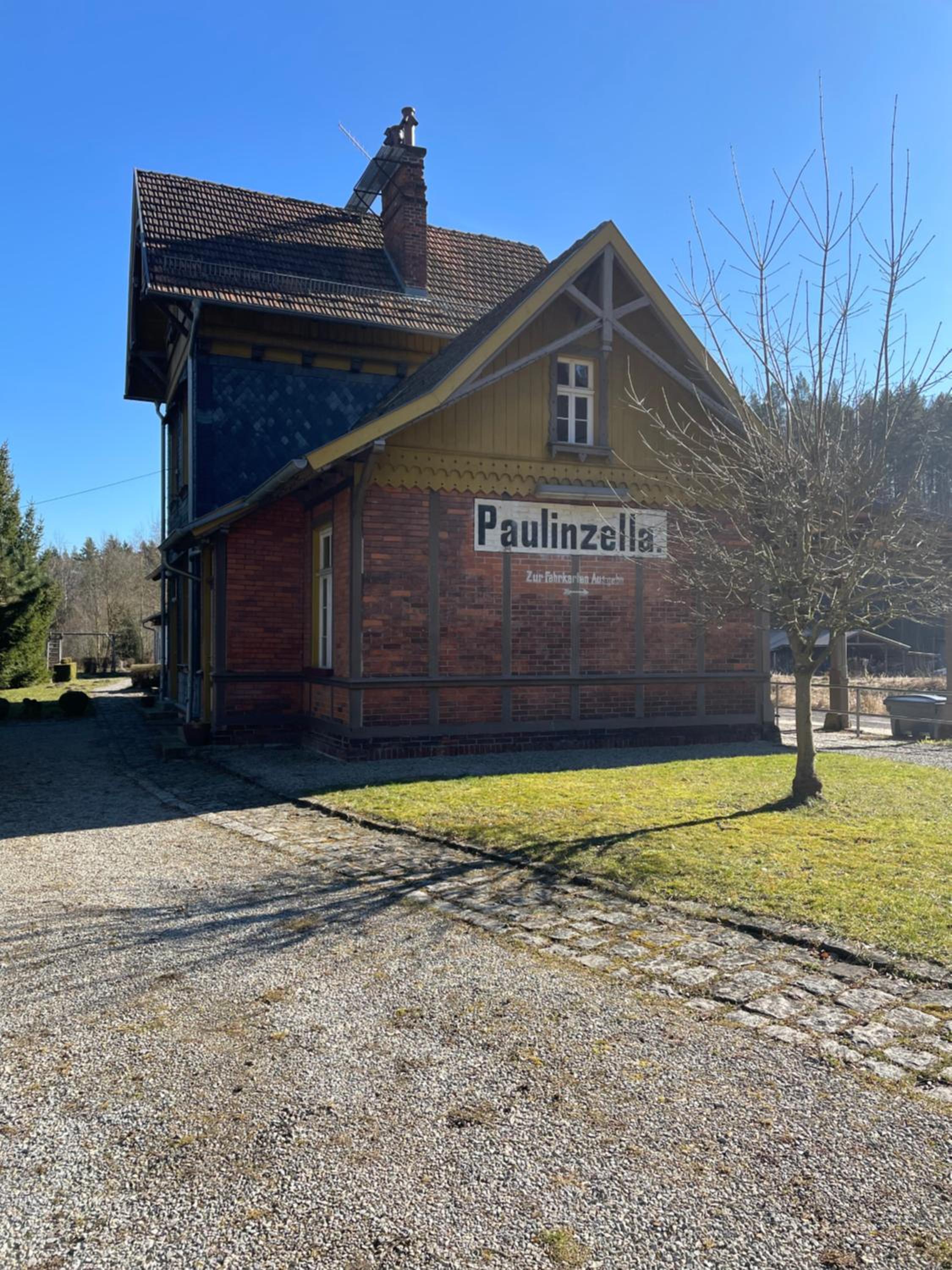 Bahnhof Paulinzella mit Sauna
