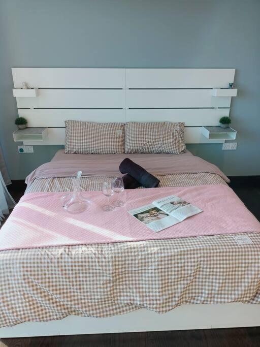 Almas Suites Sofa Bed 4pax Netflix By STAY photo 6