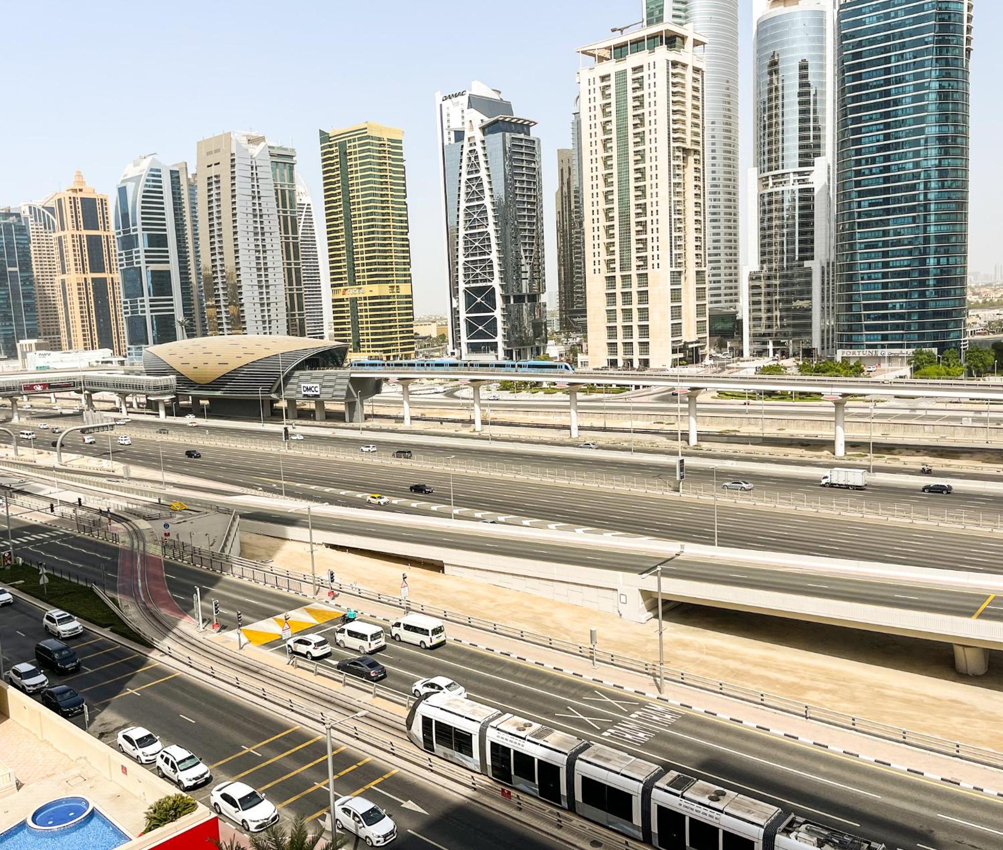 Luxury Studio Apartment Close to JBR Beach&Yacht Club&Metro-Available Airport Shuttle