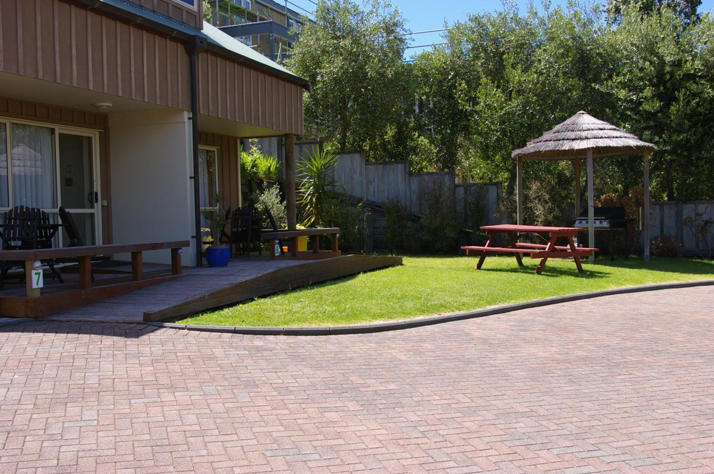 Tasman Holiday Parks - Hahei Beach