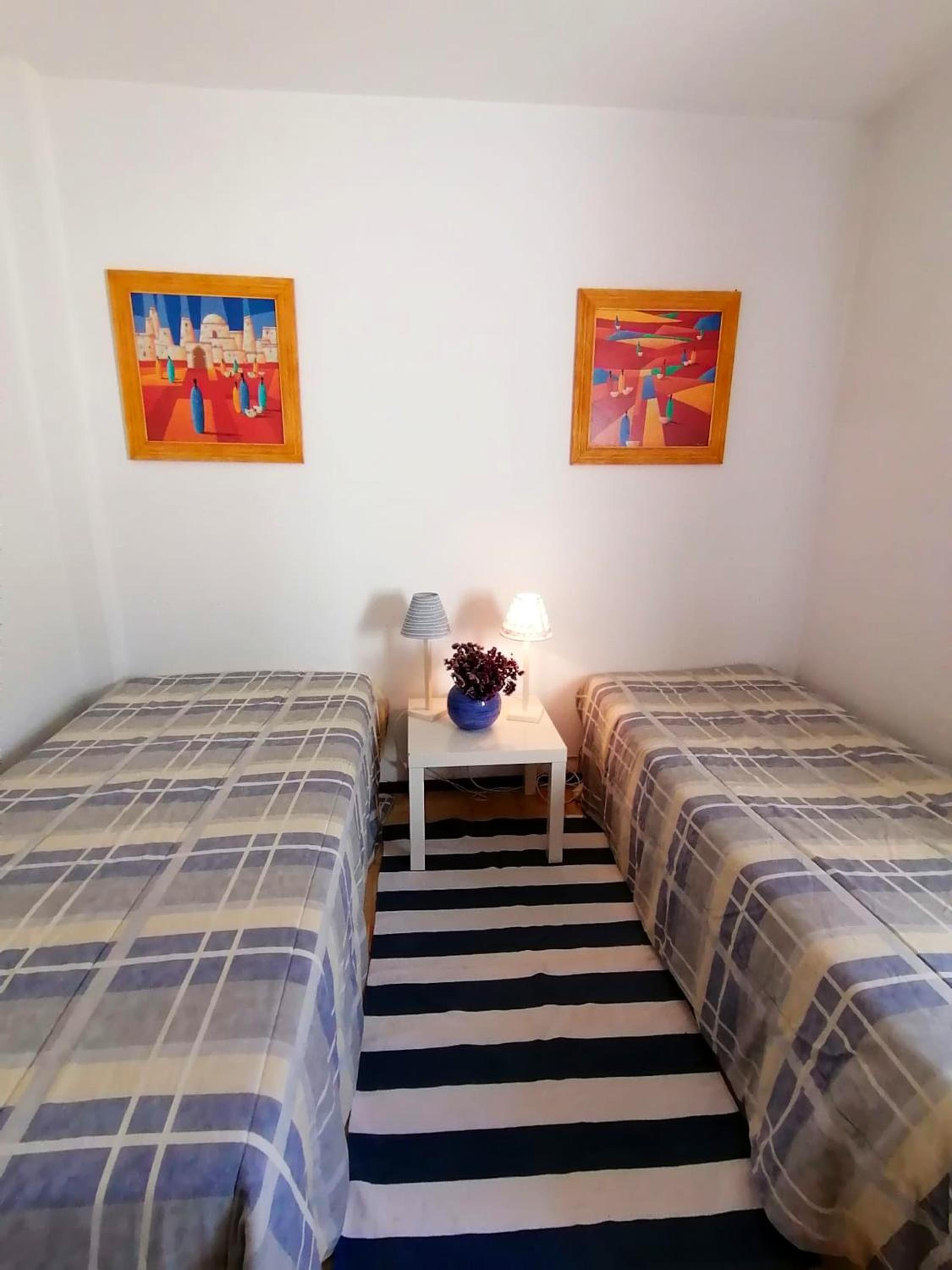 Cosy house in Atouguia da Baleia with private garden