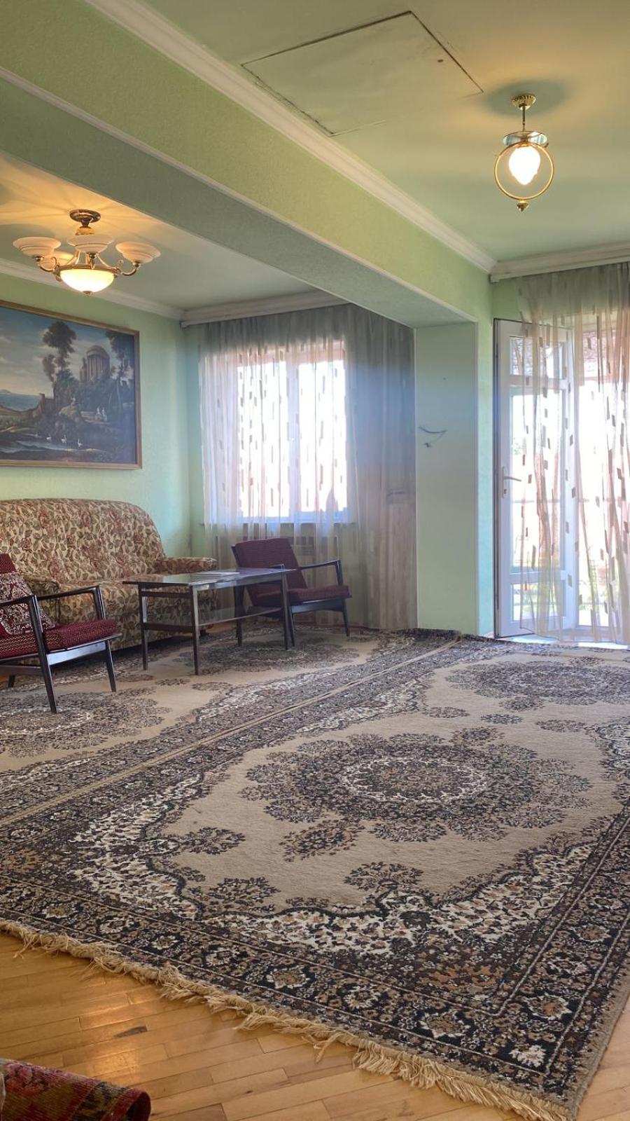 Doctor's House