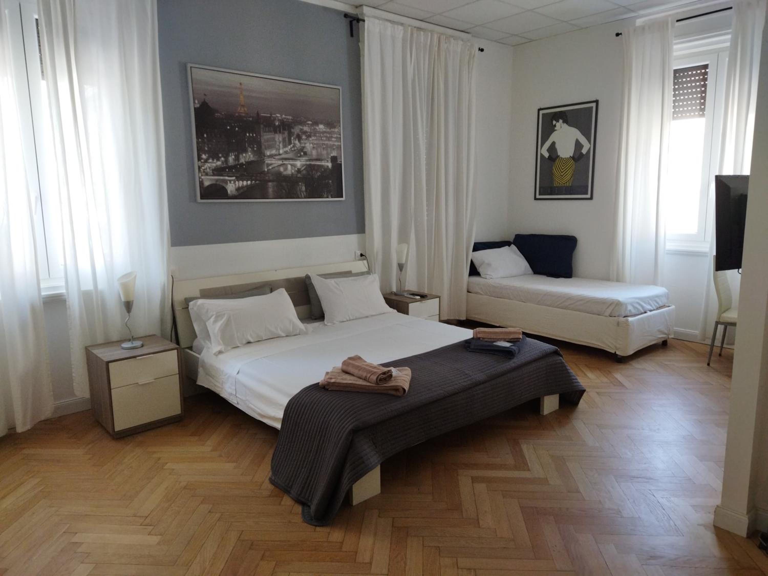 Piazza Goldoni Rooms