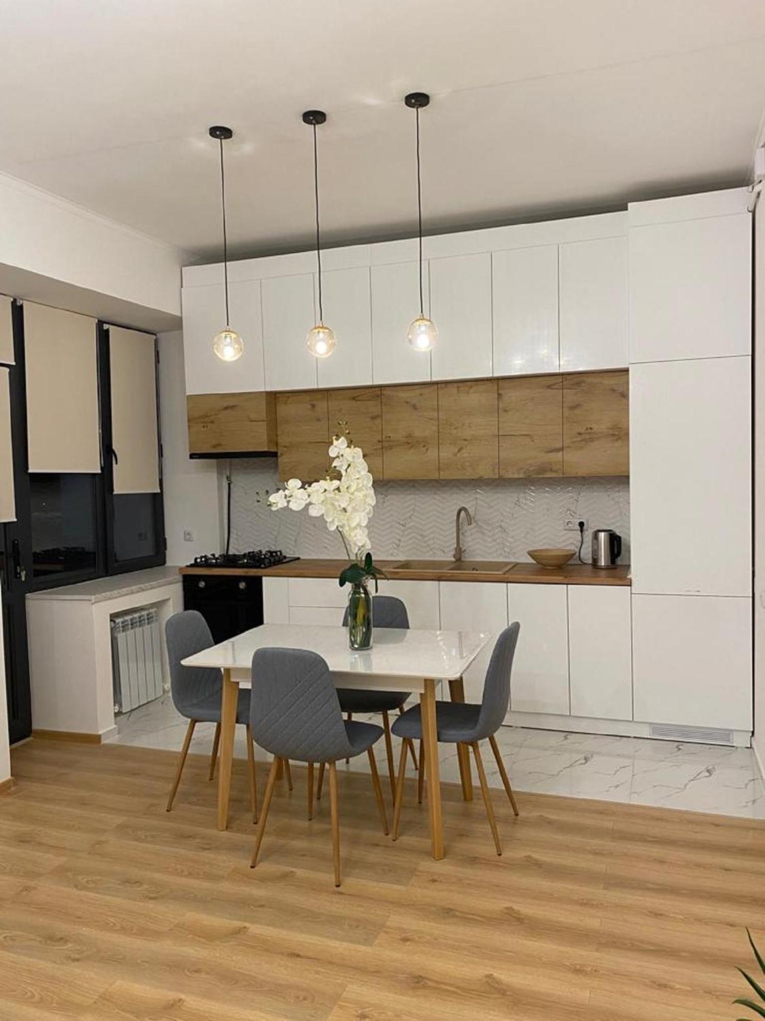 Beautiful apartment with 3 balconies in the center of Yerevan