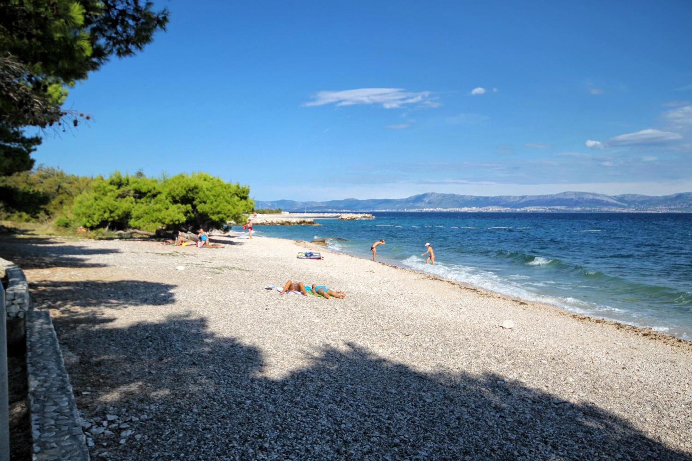 Apartments with parking space Supetar, Brac - 18825 view 3