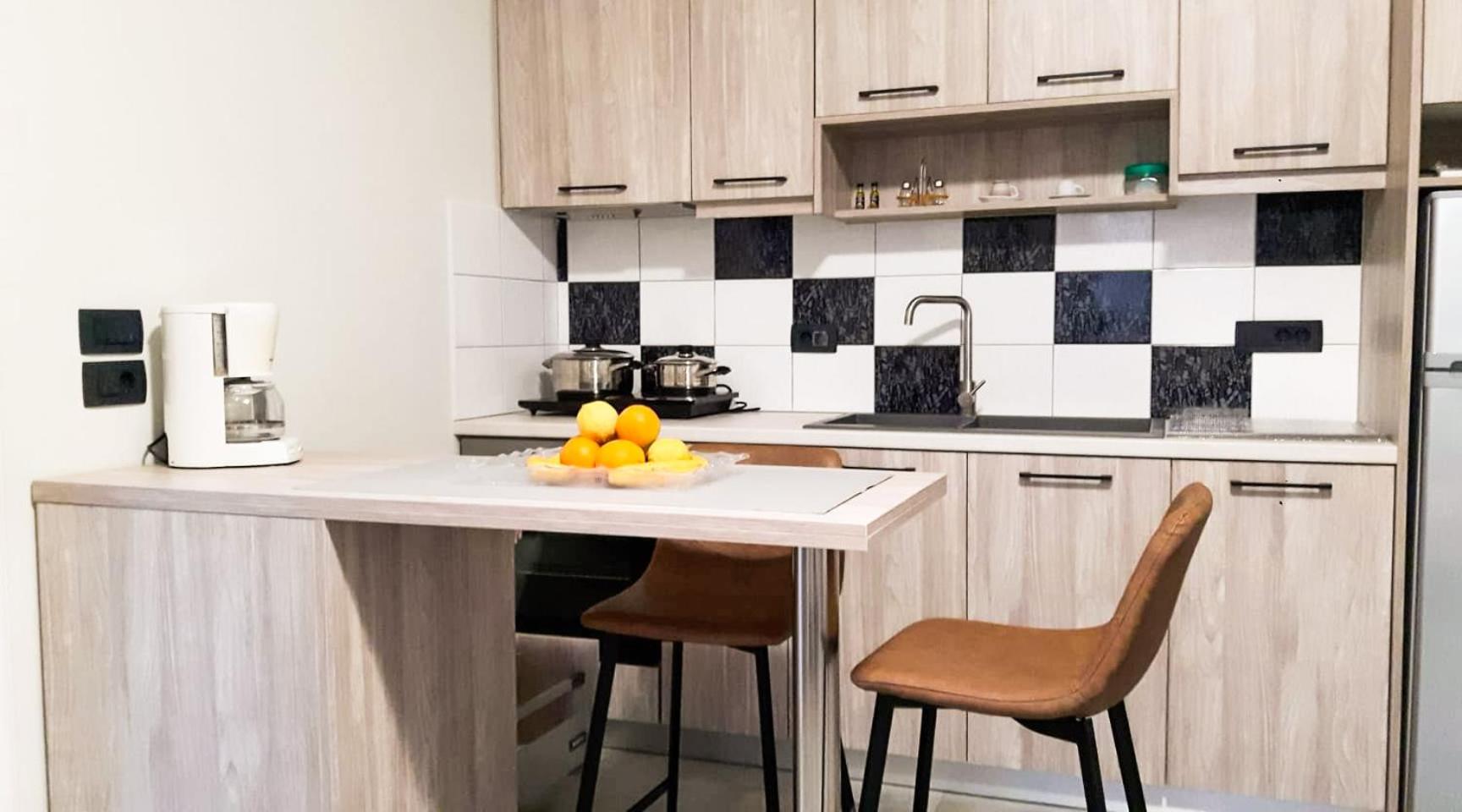 Yucca Studio, beautiful apartment with garden view 4