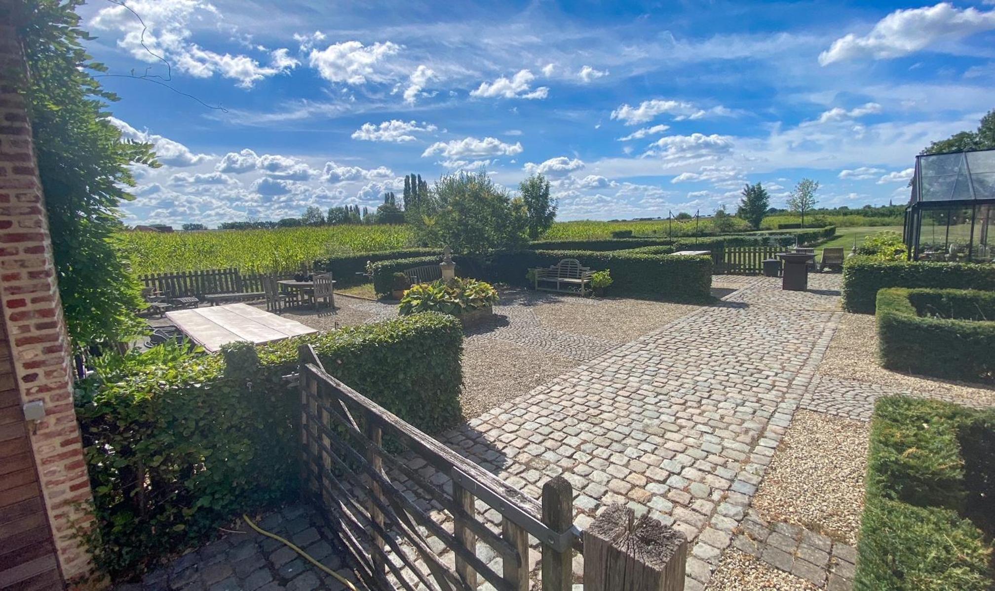 Gastenhuis prachtige Historische Vierkant Hoeve