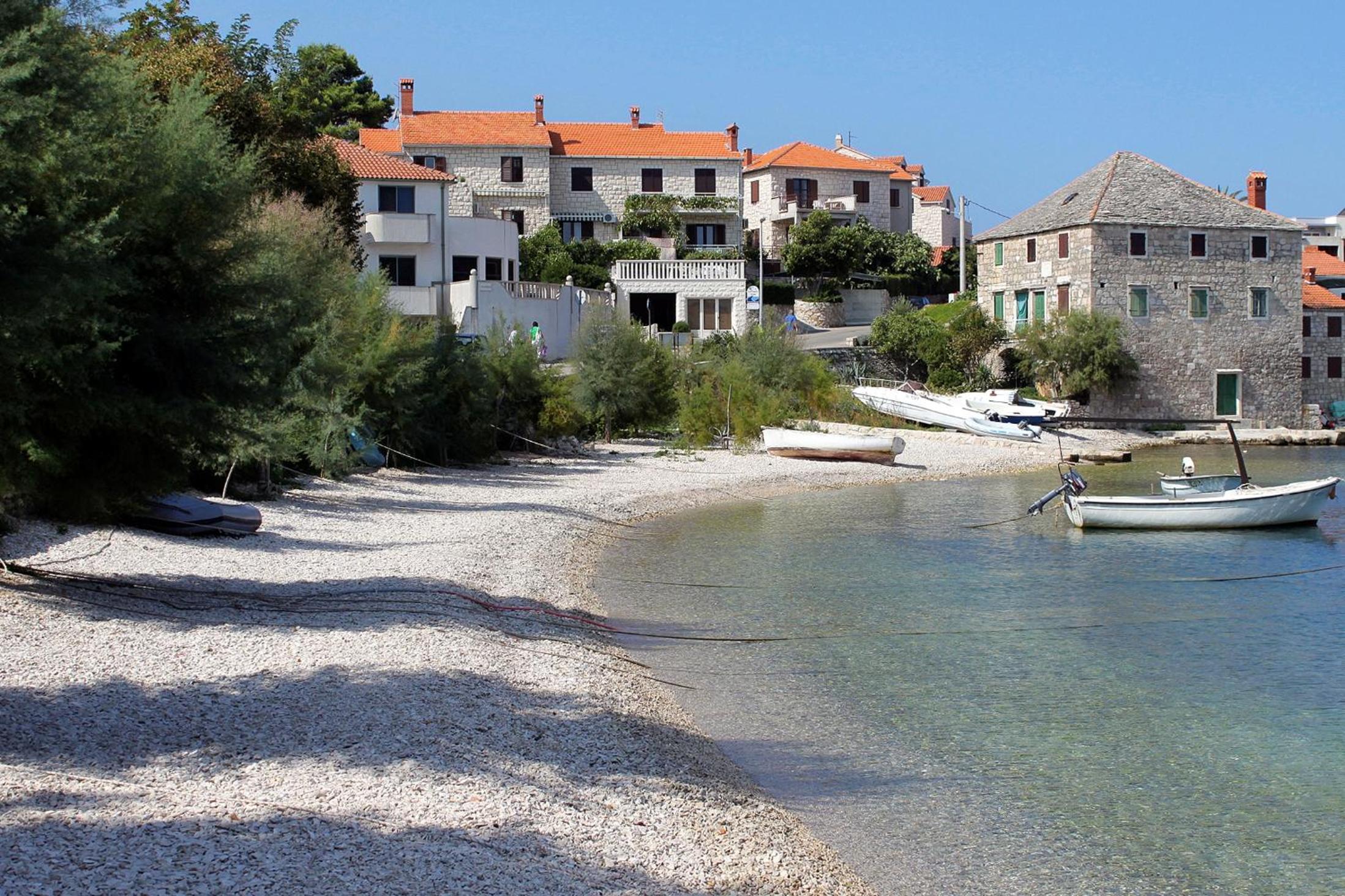 Apartments by the sea Postira, Brac - 18971 view 4