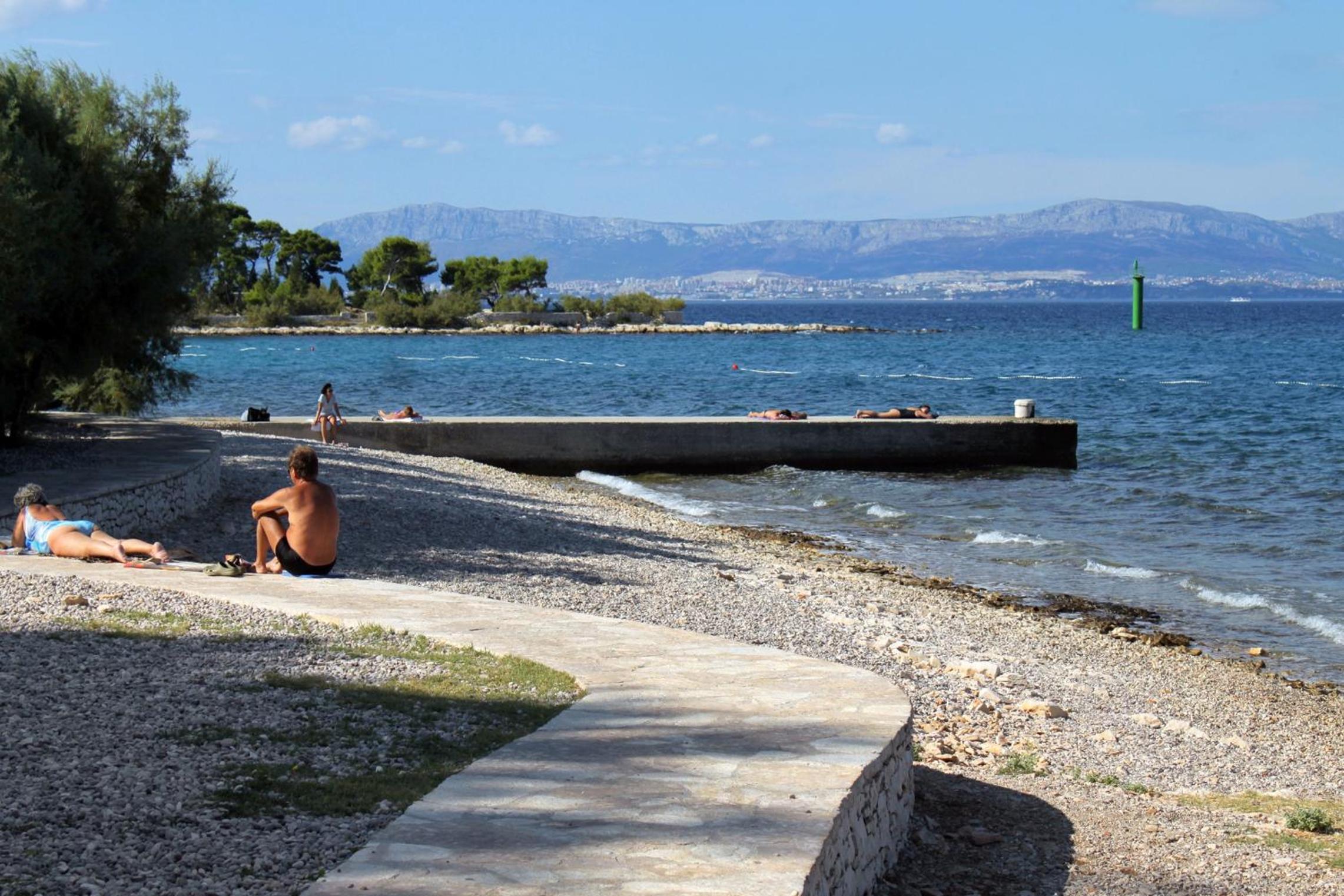 Apartments with parking space Supetar, Brac - 19013 view 3