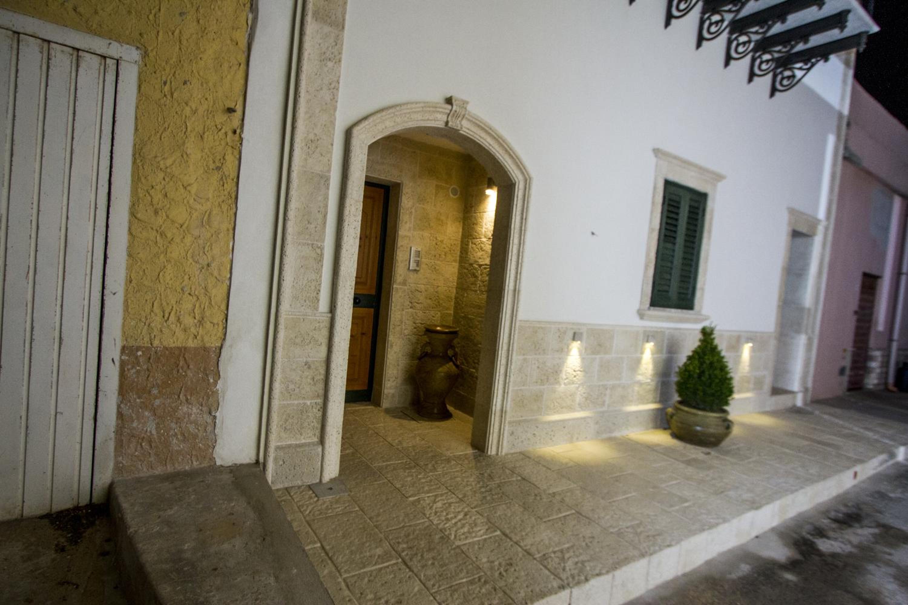 Photo 36