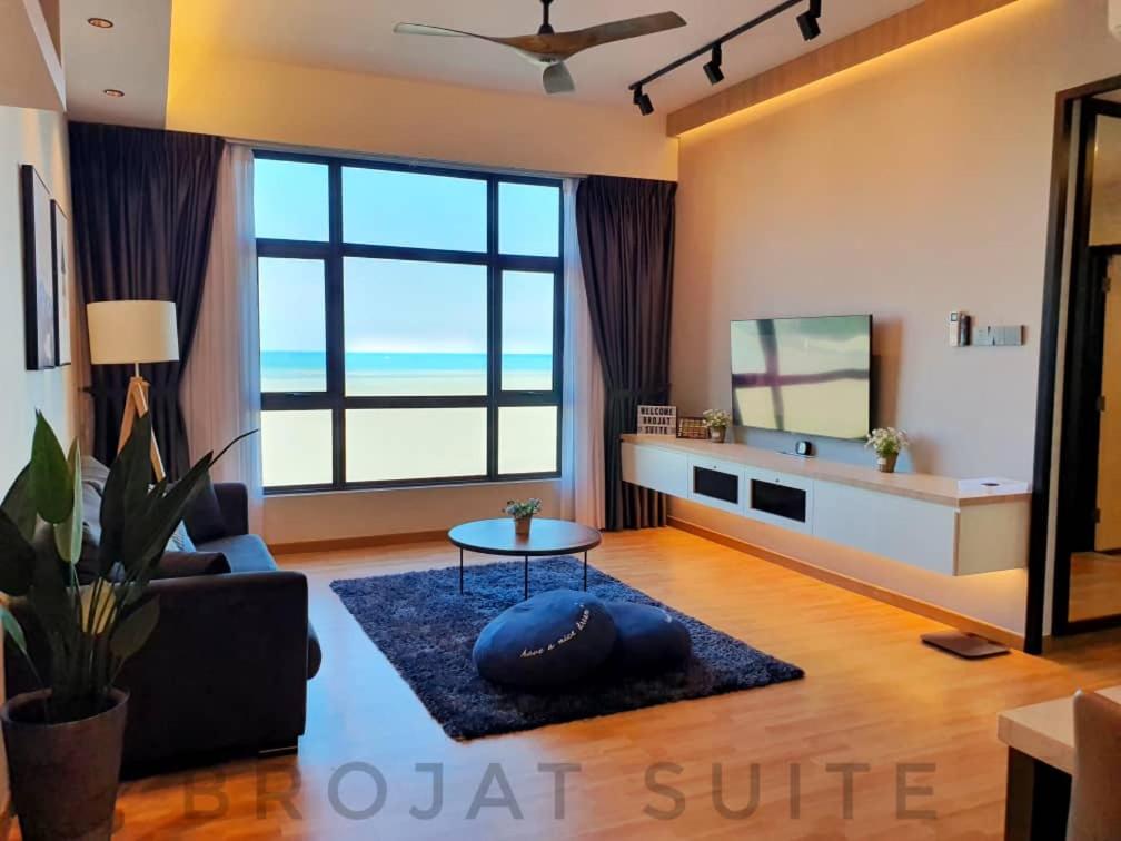 Brojat Suite Family Sea View @ Imperium Residence photo 7