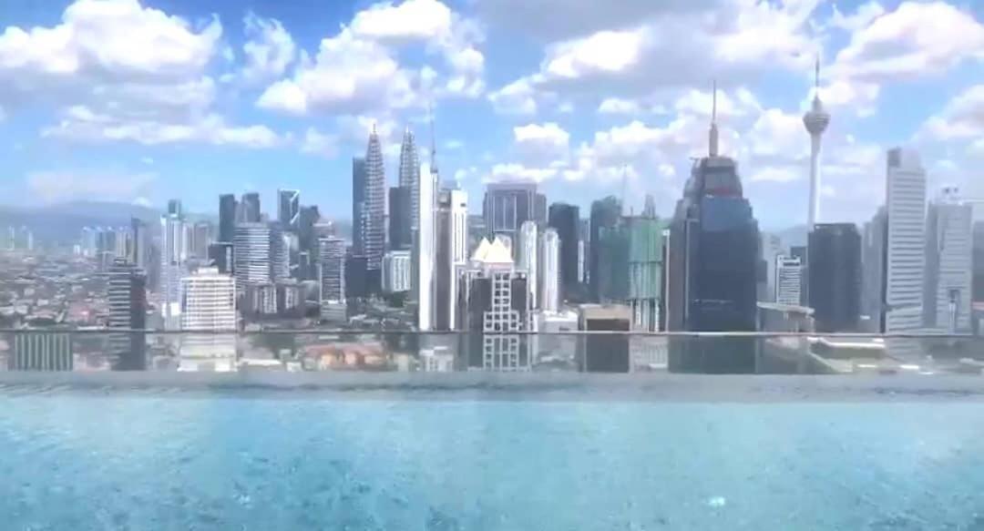 Regalia Suites KLCC View Rooftop Infinity Pool by SHI