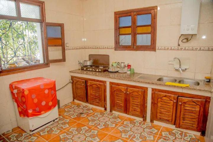 Ali Baba complete Apartment Hostel 8Person view 3