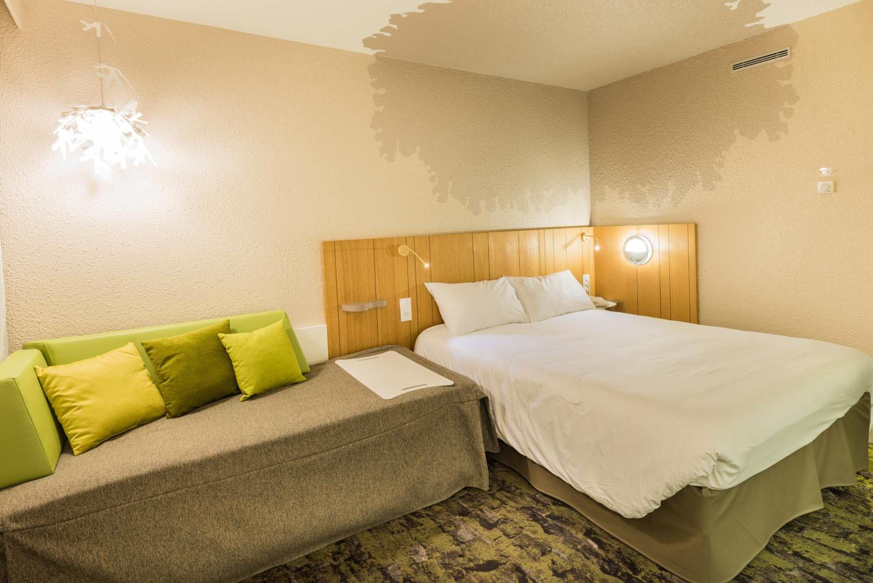 Chambray-les-Tours Vacations - ibis Styles Tours Sud - Property Image 7