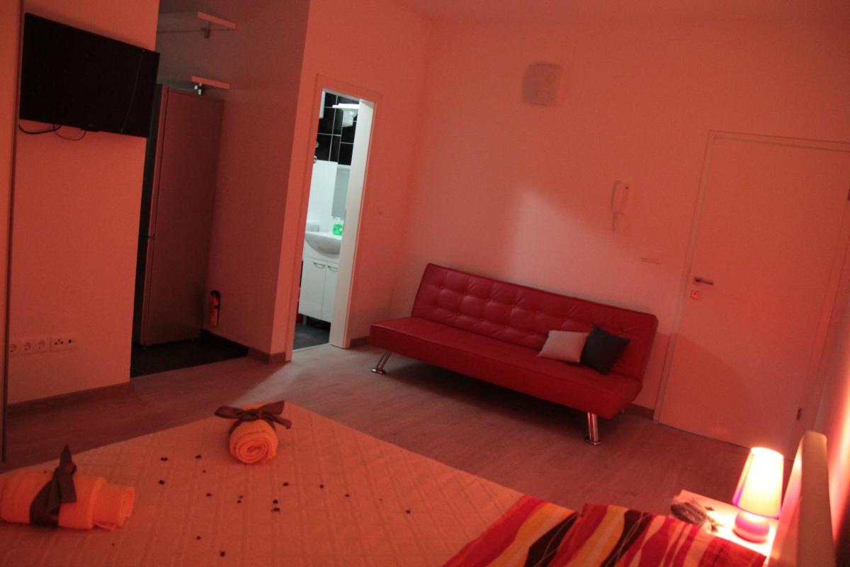 Photo 36