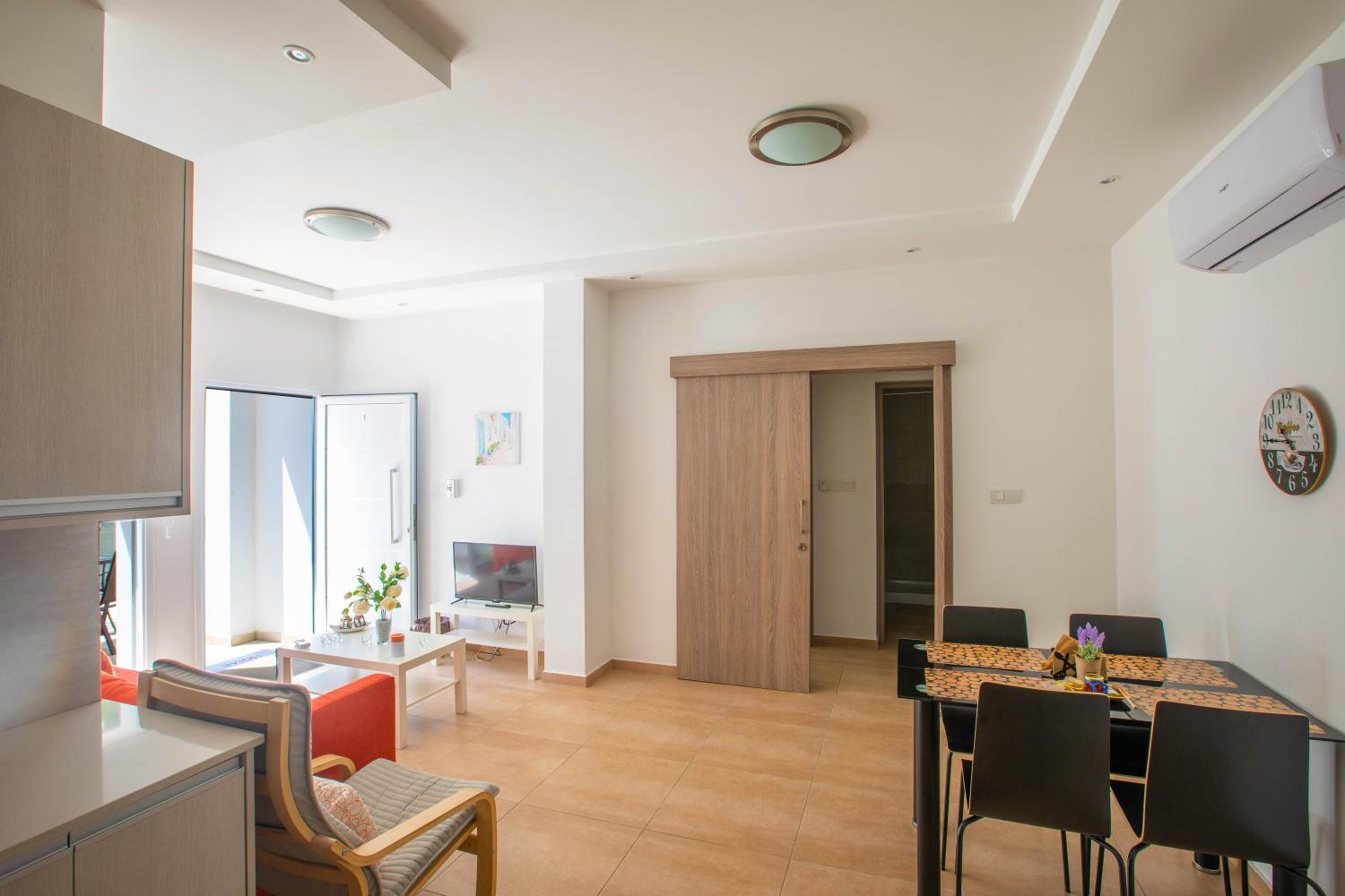 Panayia Sea View Apts