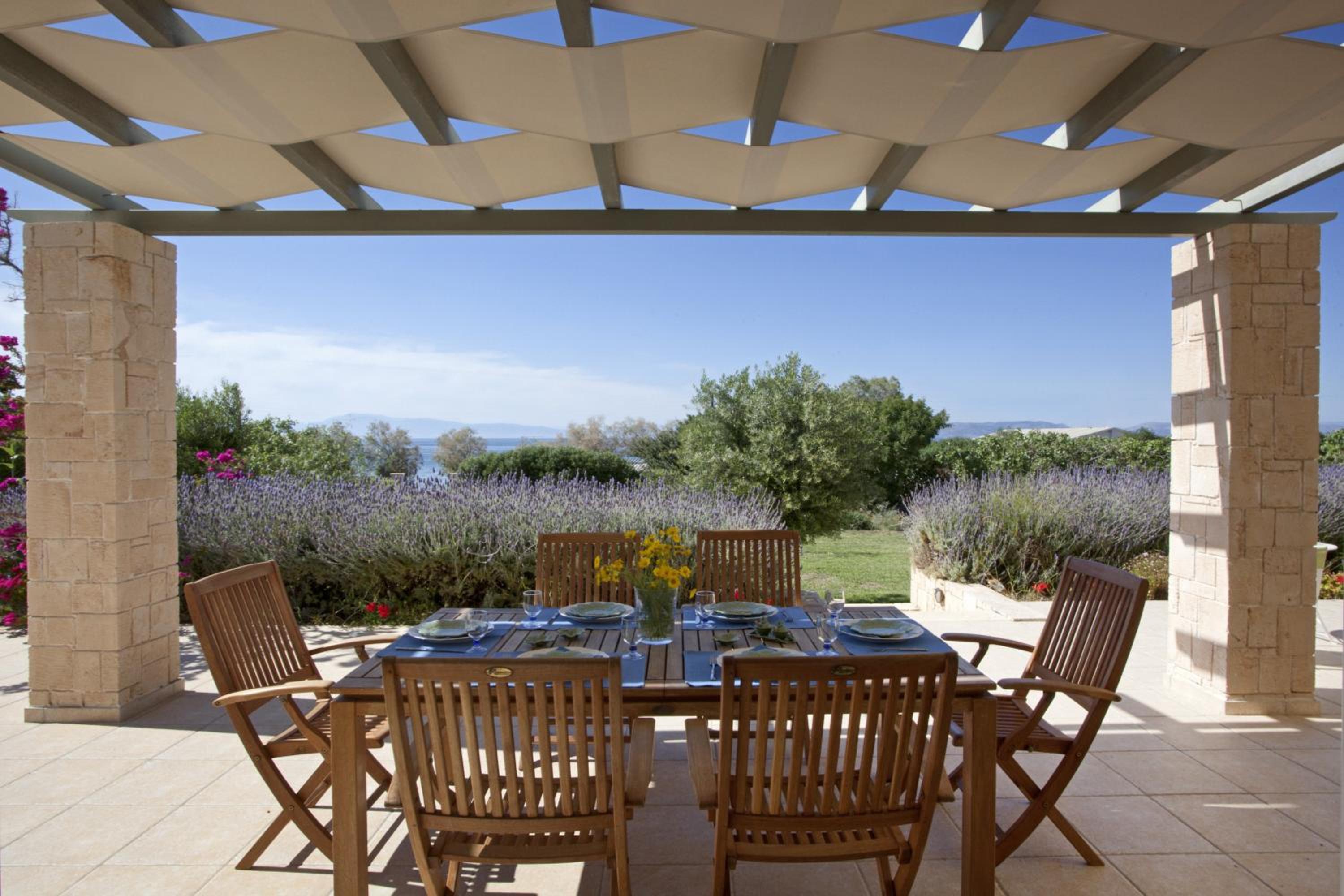 Villa Waterfront view 3