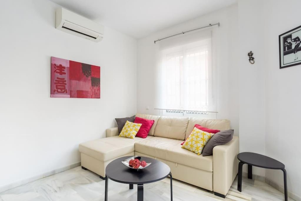 Bright, quiet and nice ground floor in the center