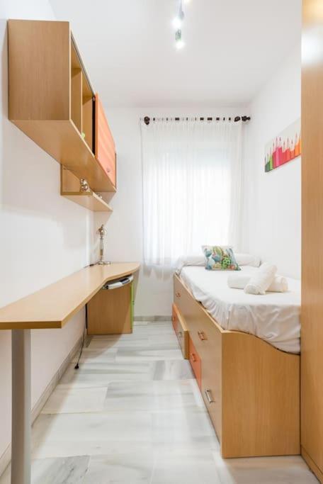 Bright, quiet and nice ground floor in the center