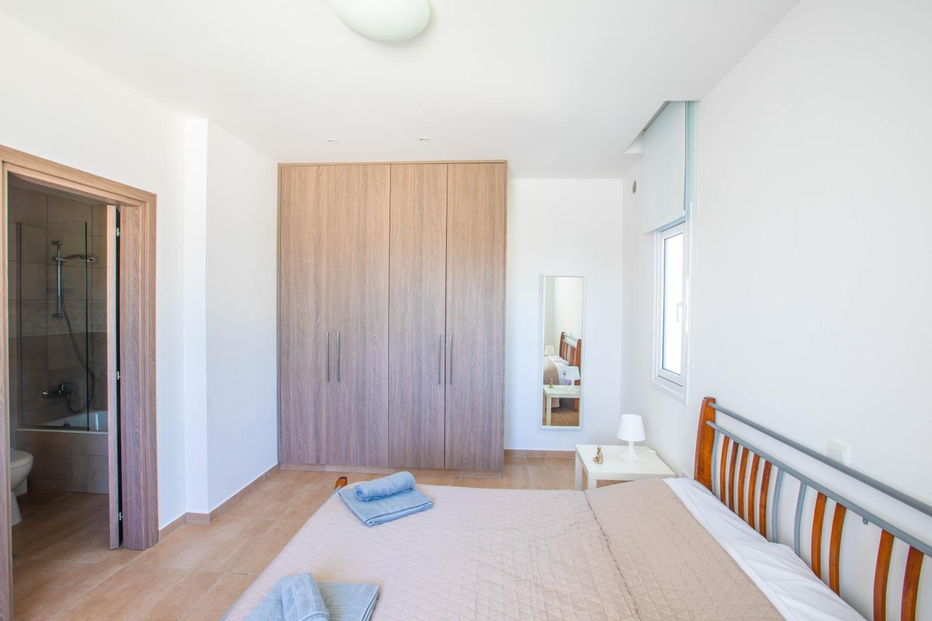 Panayia Sea View Apts