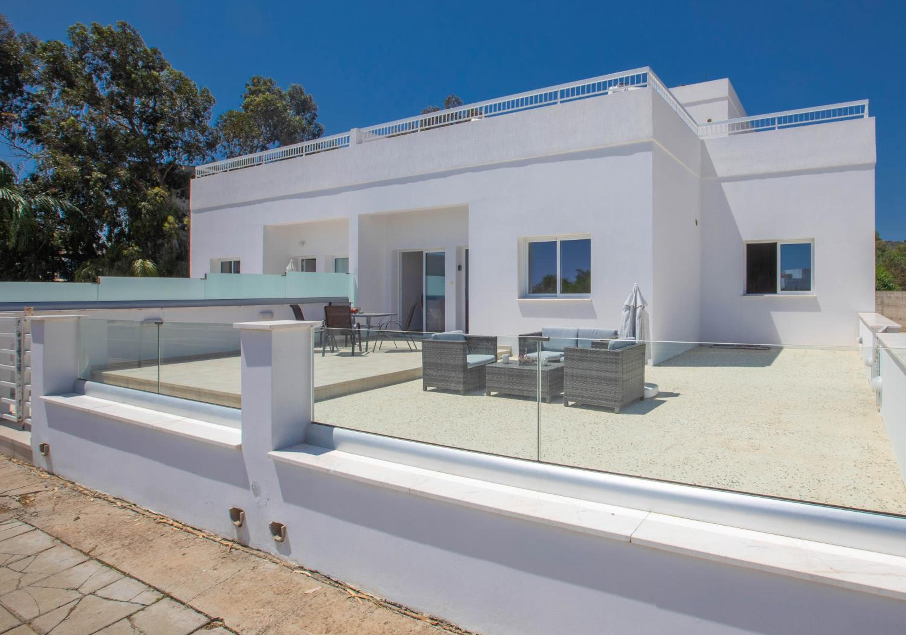 Panayia Sea View Apts