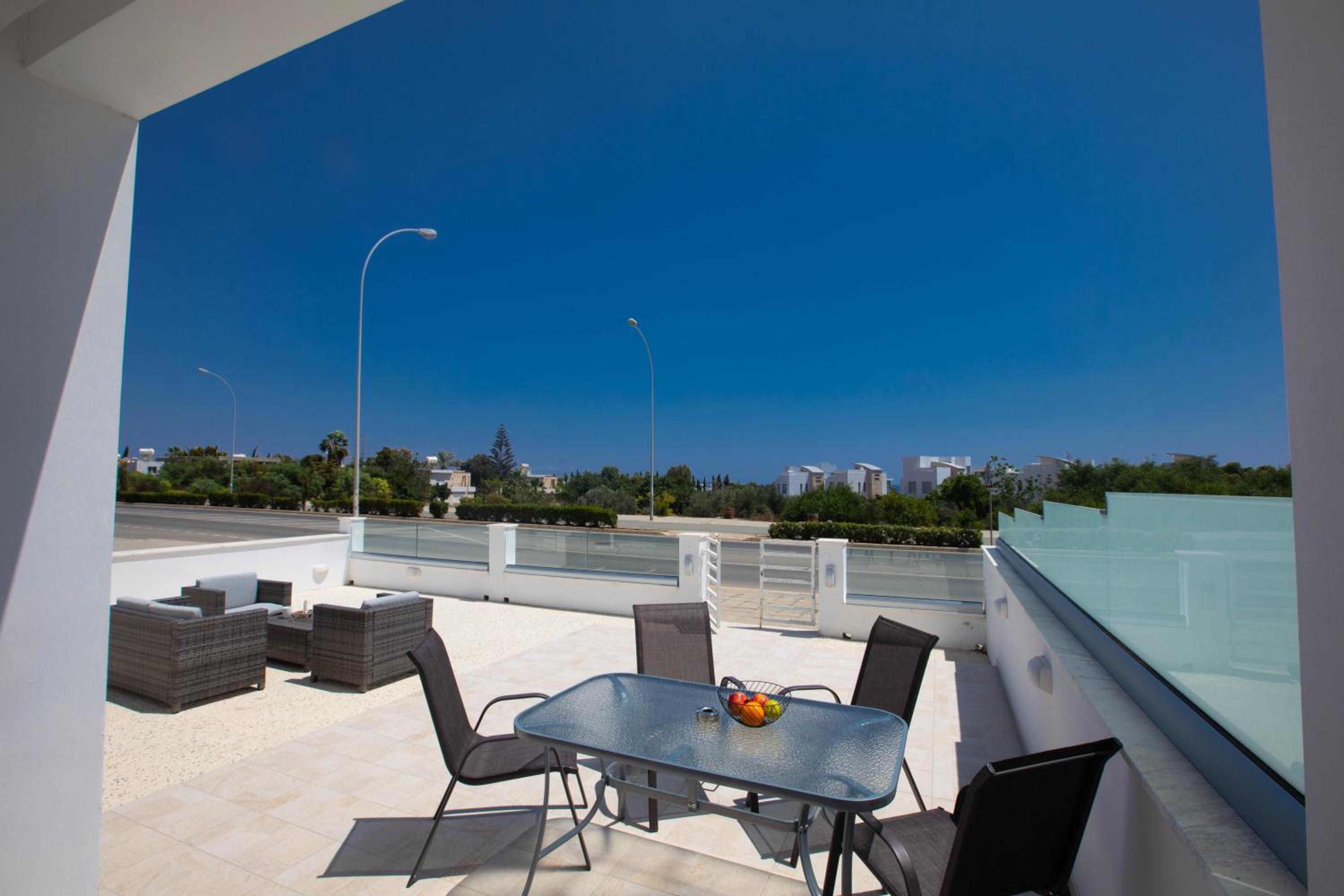 Panayia Sea View Apts
