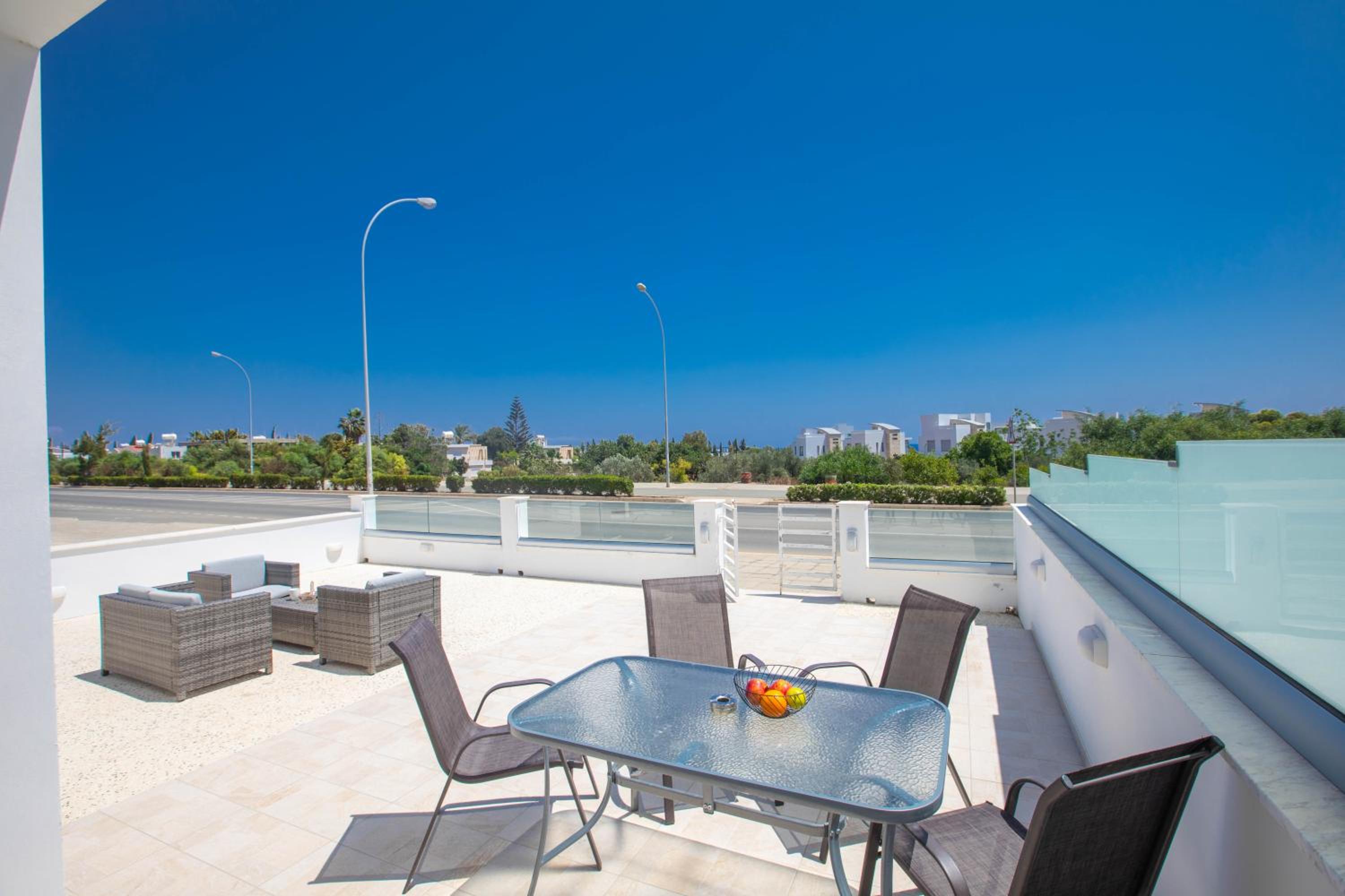 Panayia Sea View Apts