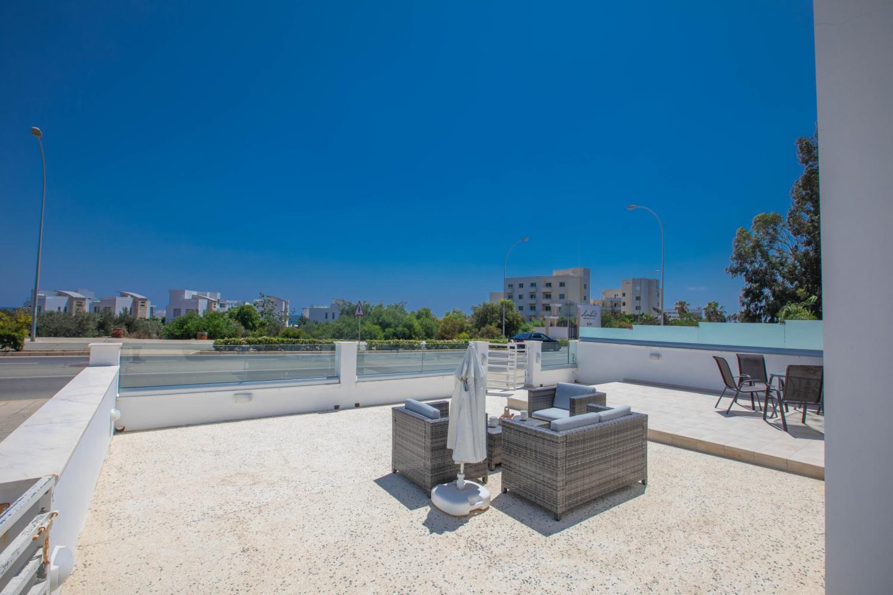 Panayia Sea View Apts