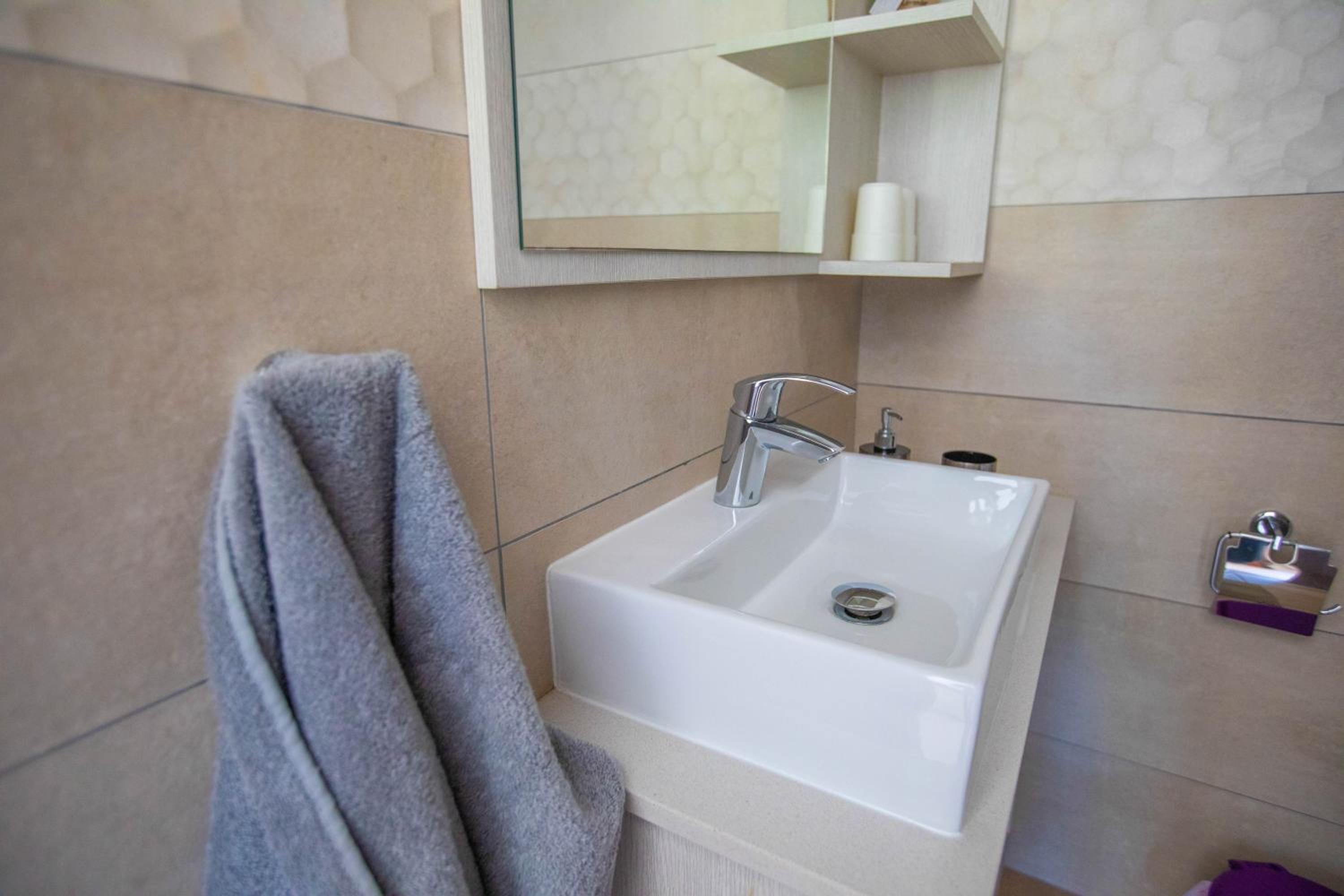 Panayia Sea View Apts
