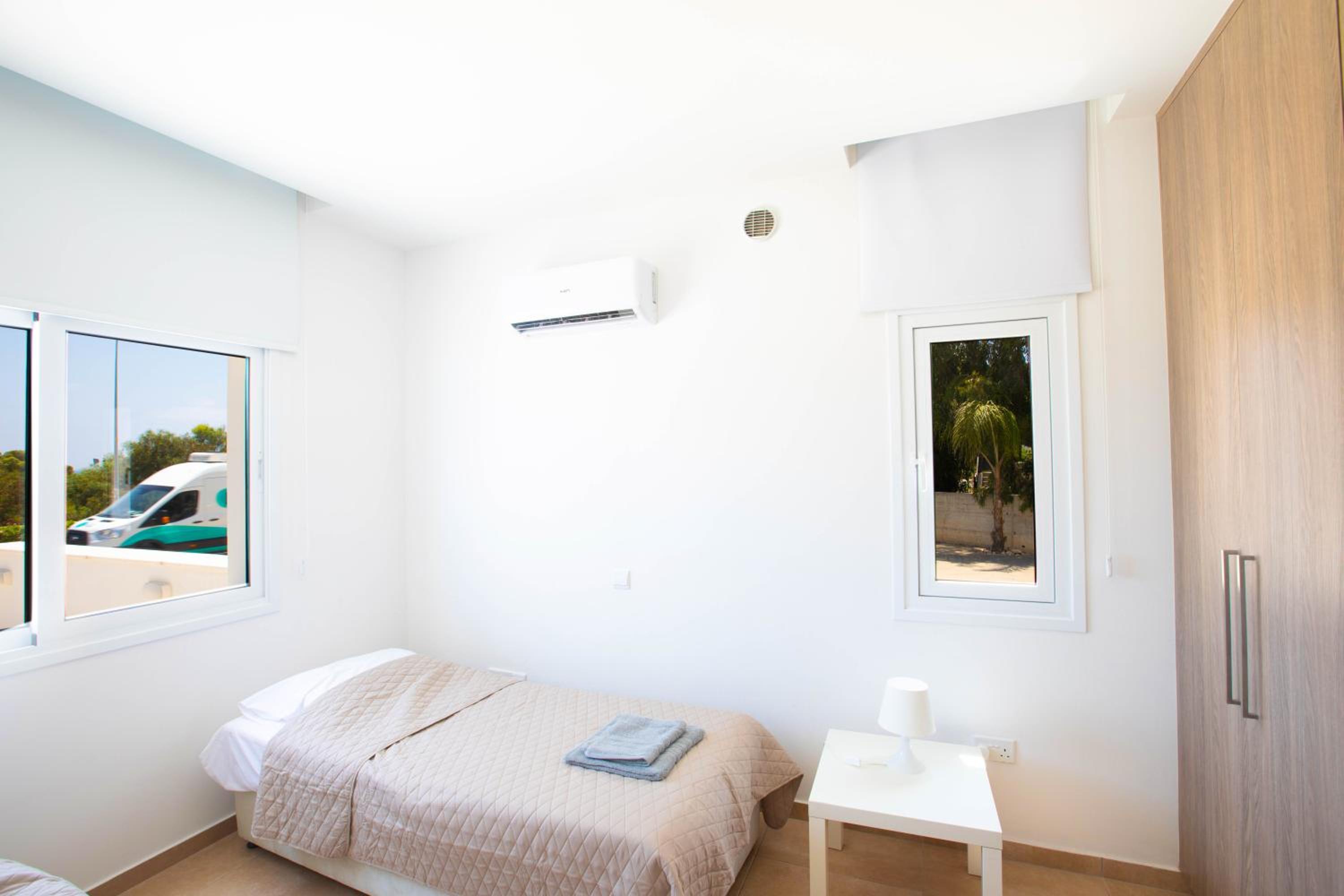Panayia Sea View Apts