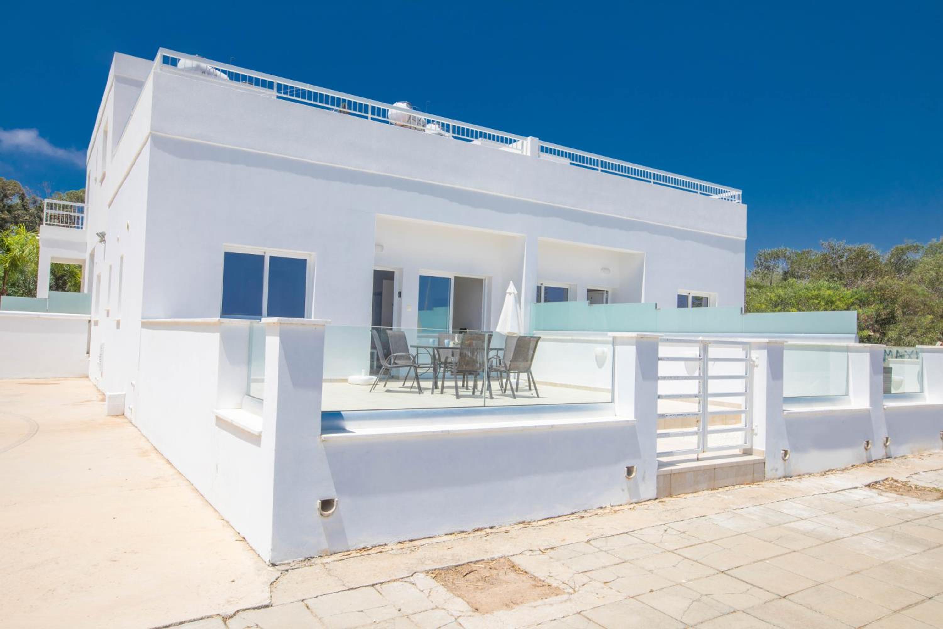 Panayia Sea View Apts
