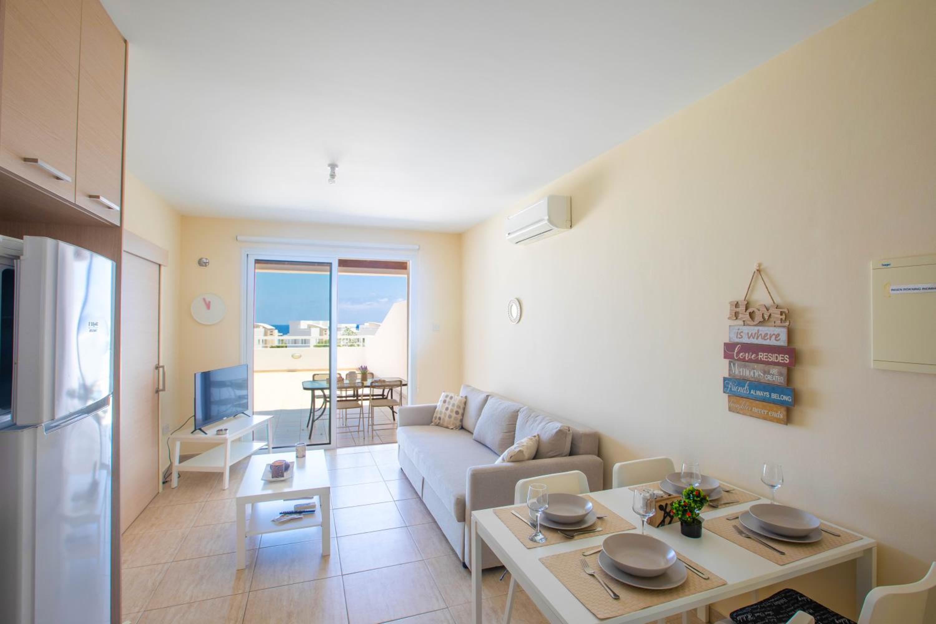 Panayia Sea View Apts