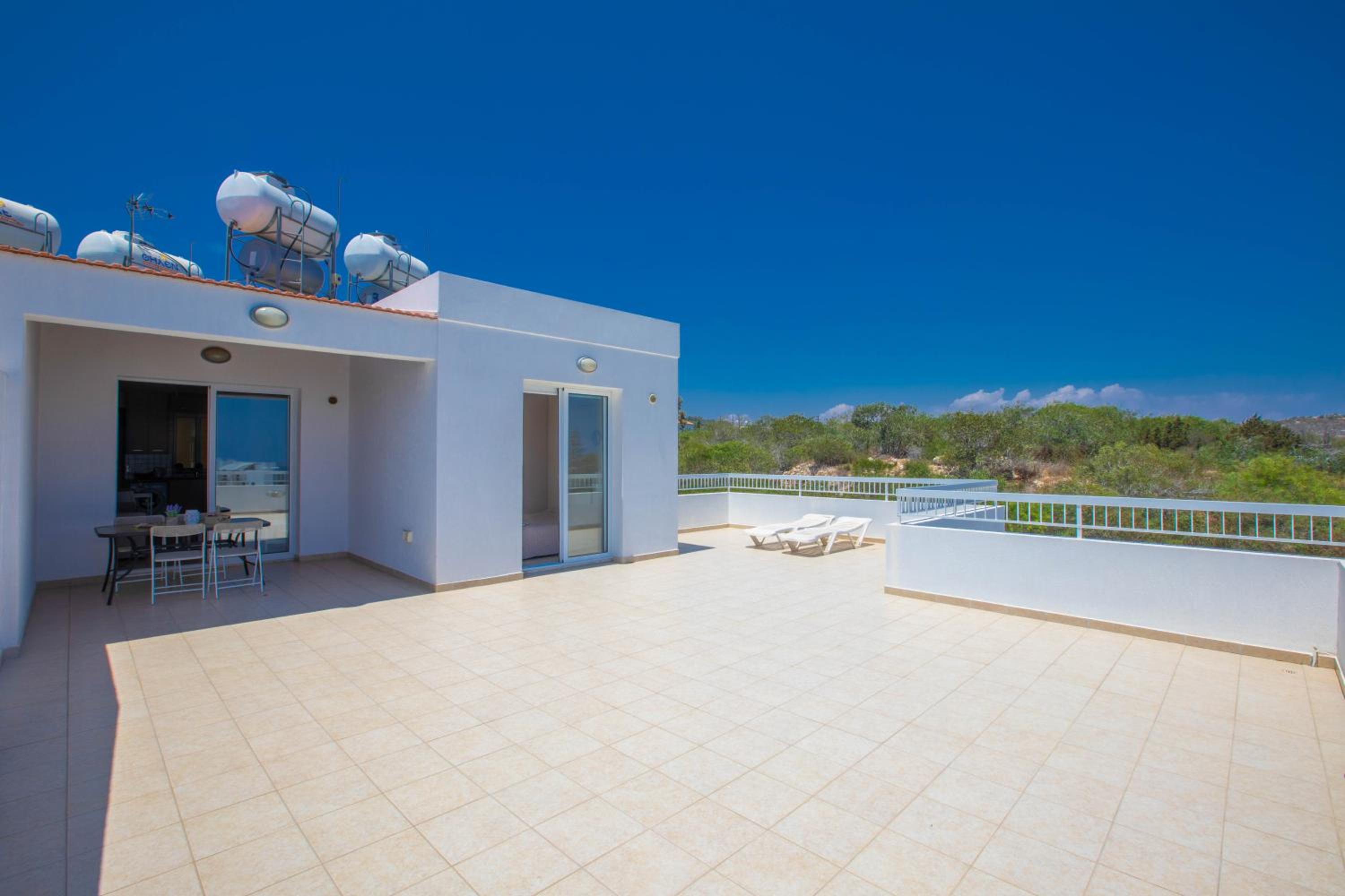 Panayia Sea View Apts