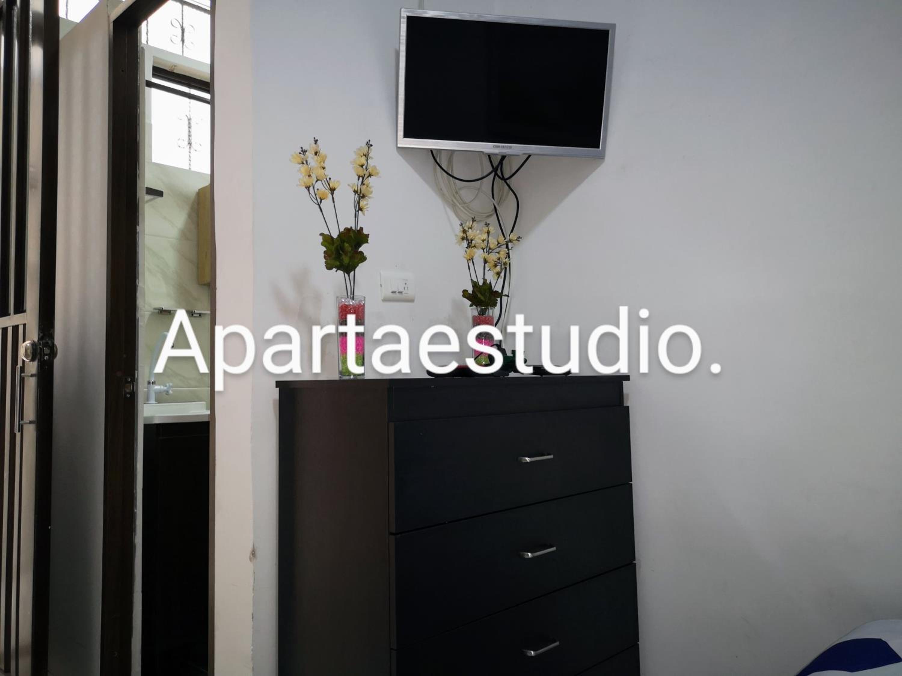 Cómodos y acogedores Apartaestudios - Manizales