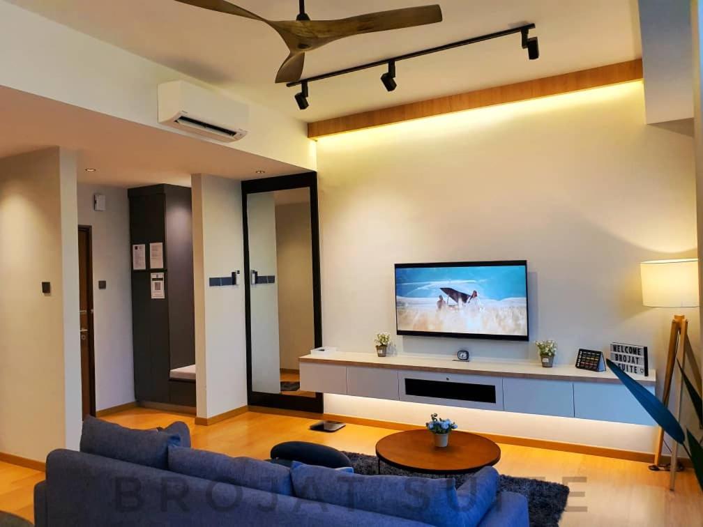 Brojat Suite Family City View @ Imperium Residence photo 7