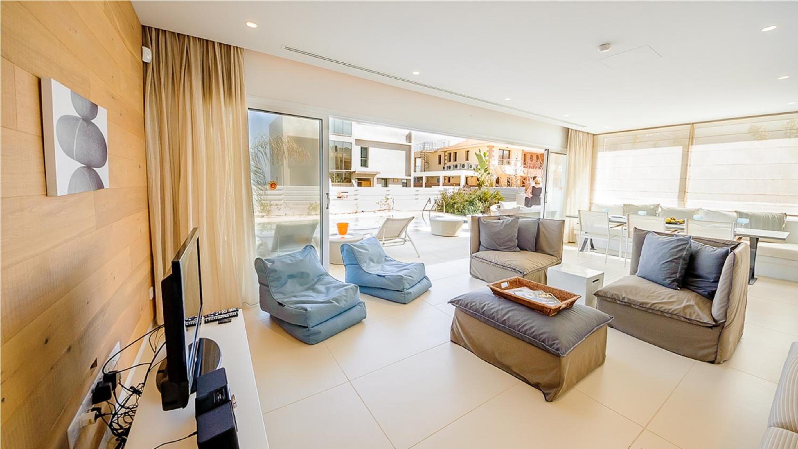 Protaras Holiday Villa 100