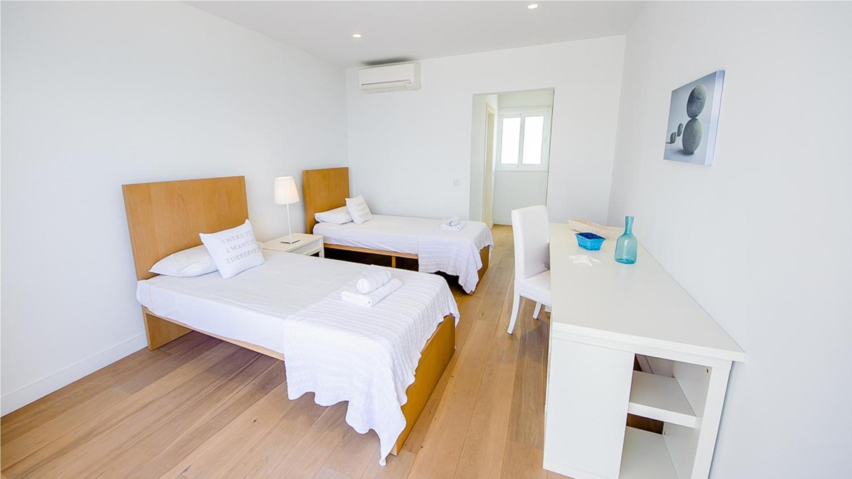 Protaras Holiday Villa 100